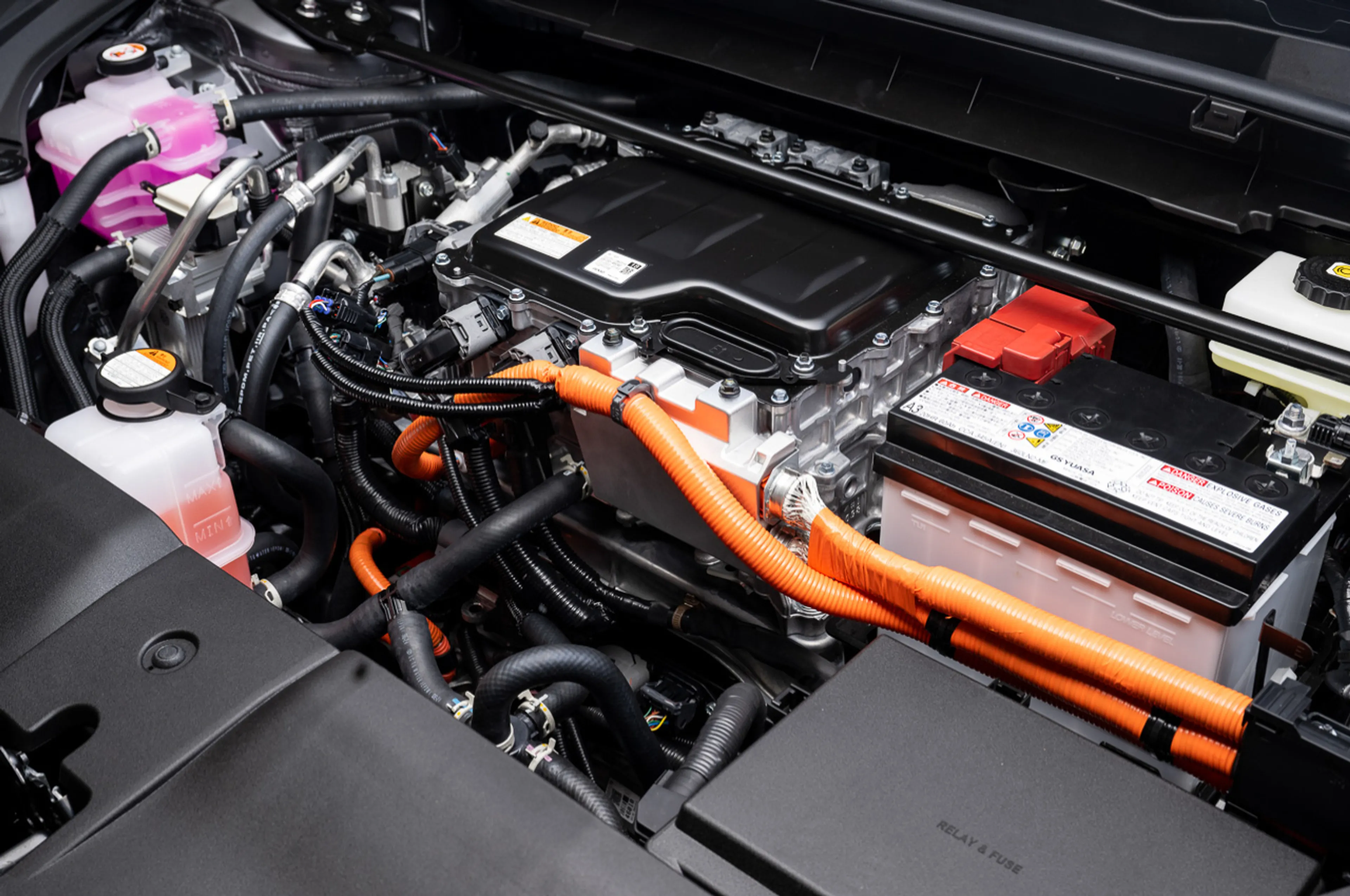 Lexus RZ thumbnail 4