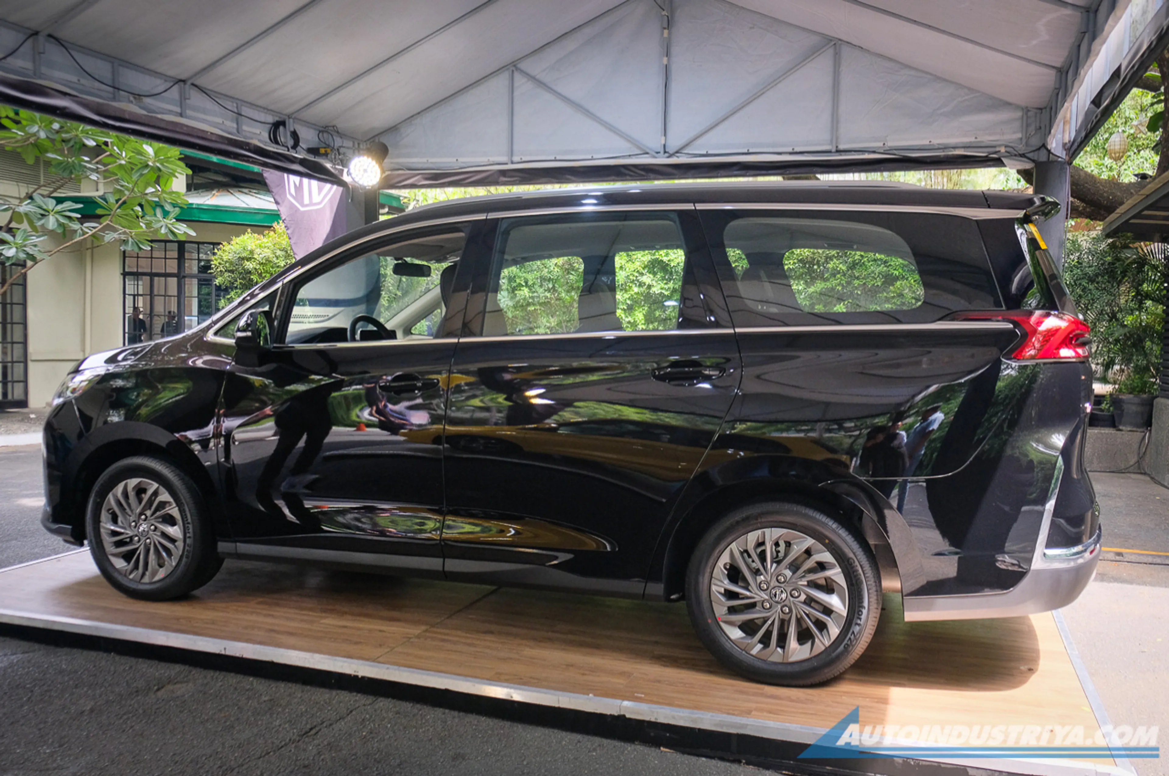 MG G50 Plus thumbnail 2