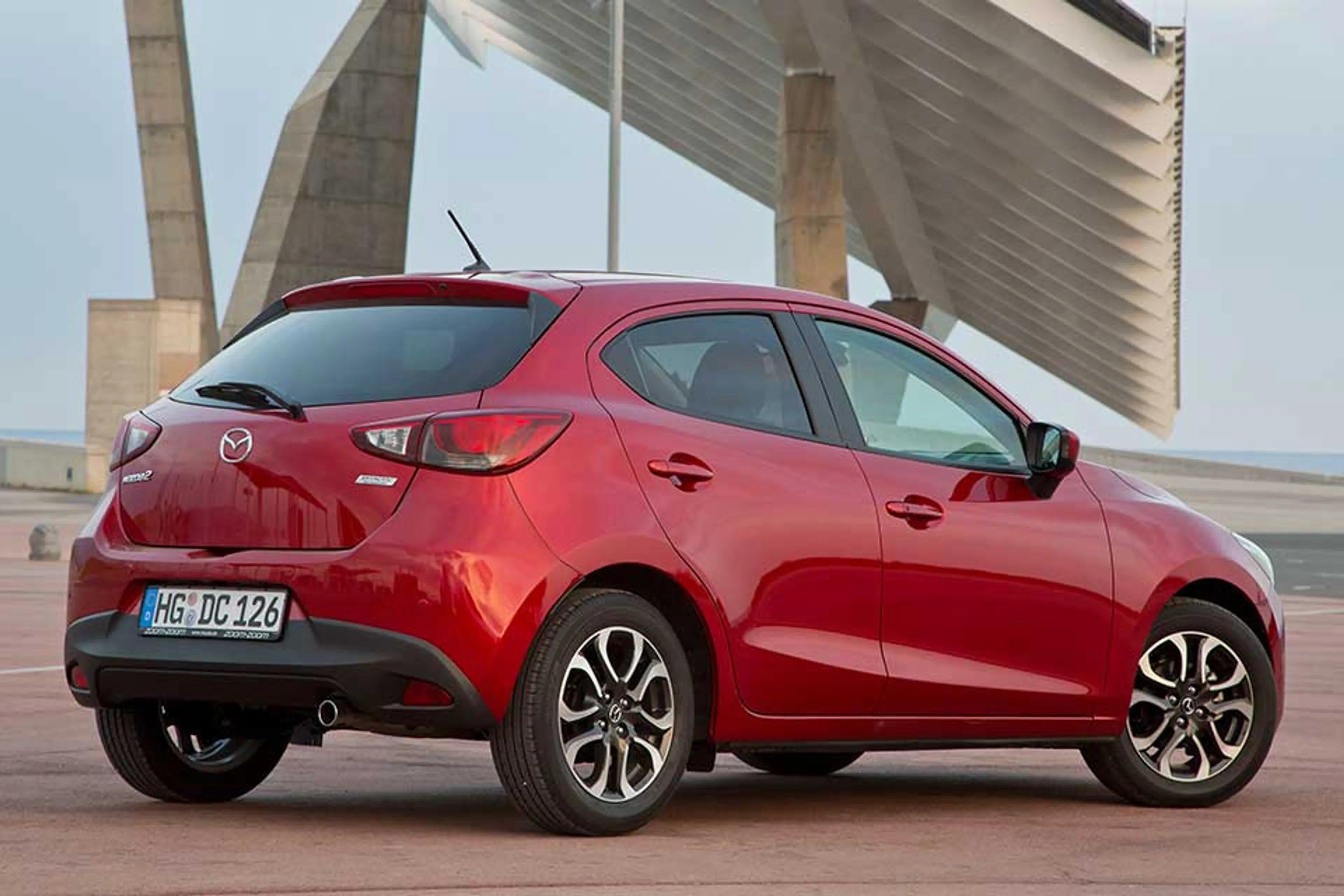 2015 Mazda 2 Hatchback Speed thumbnail 2