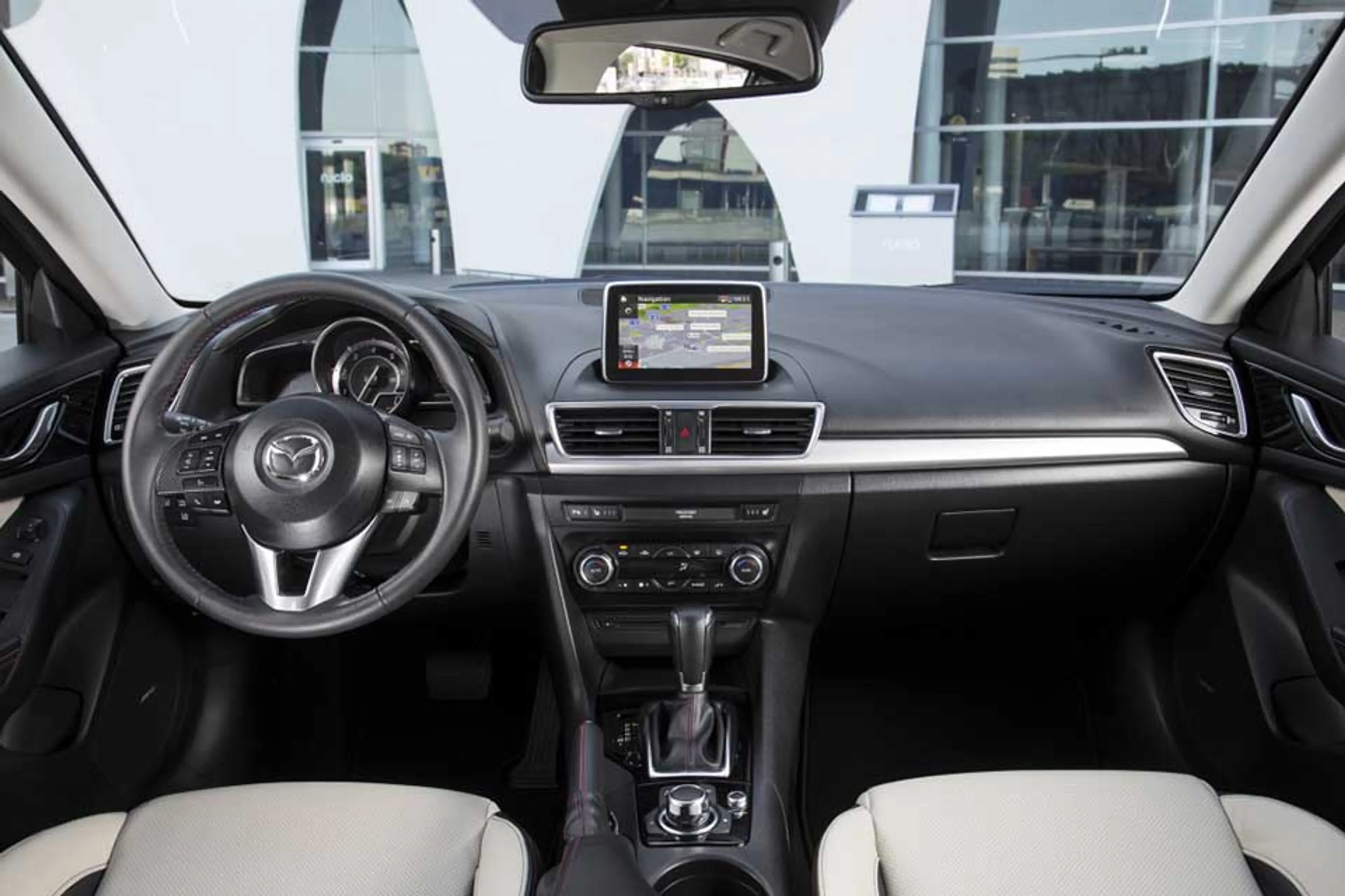 2015 Mazda 3 Sedan SkyActiv-R AT thumbnail 3