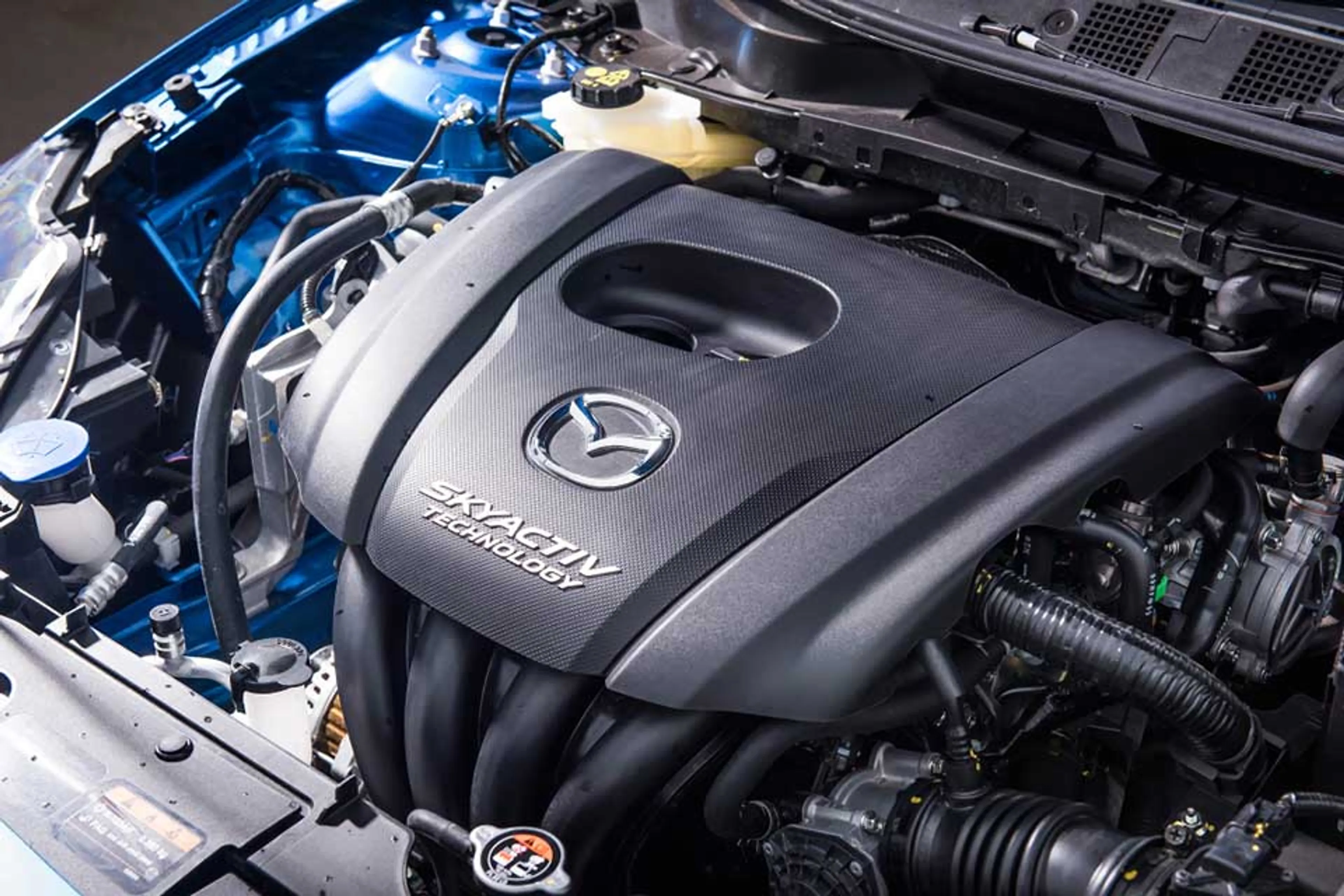 2017 Mazda 2 Hatchback SkyActiv Premium Series thumbnail 4