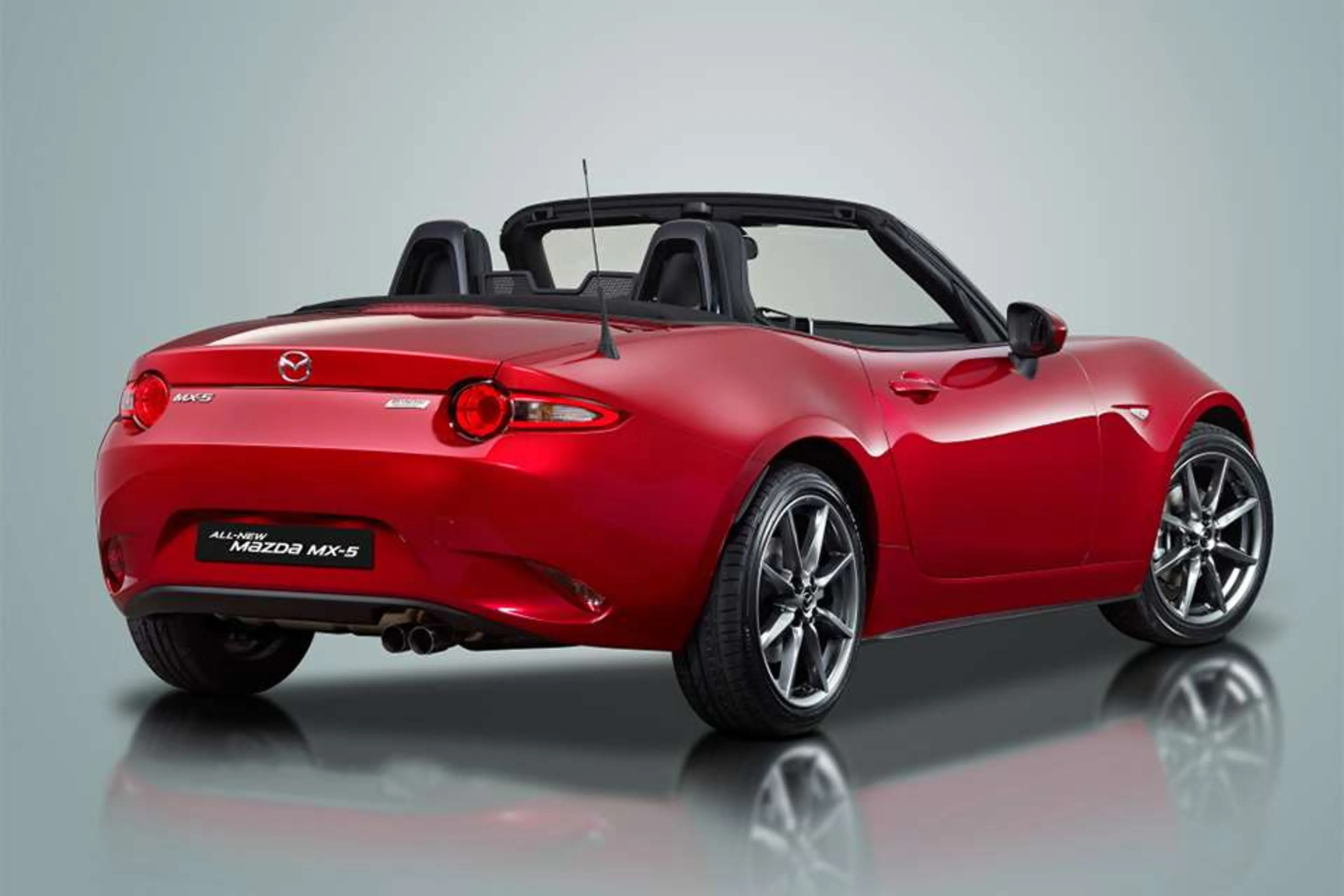 2018 Mazda MX-5 Convertible 2.0L 6MT thumbnail 2