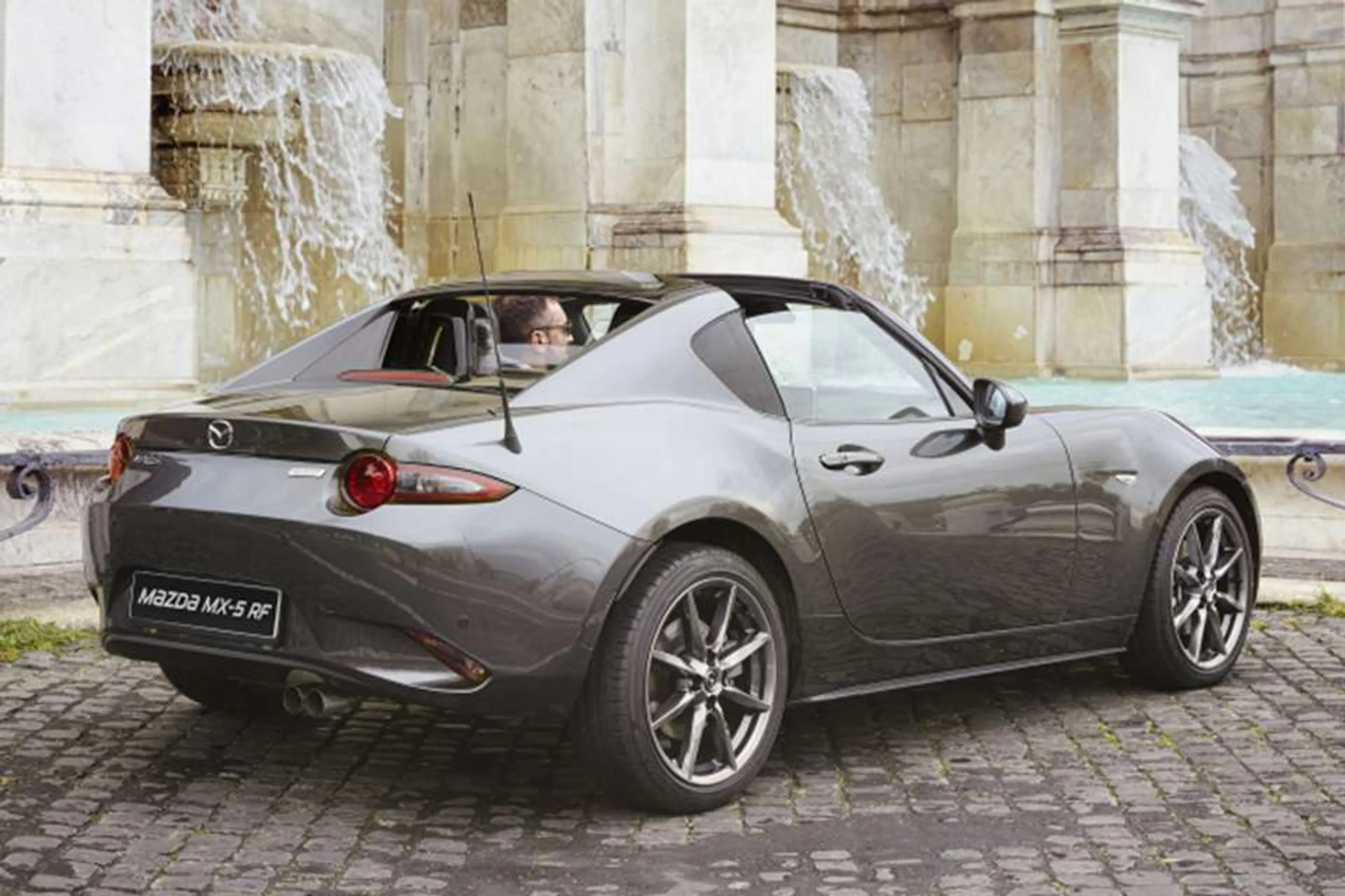 2019 Mazda MX-5 RF 2.0L 6AT thumbnail 2