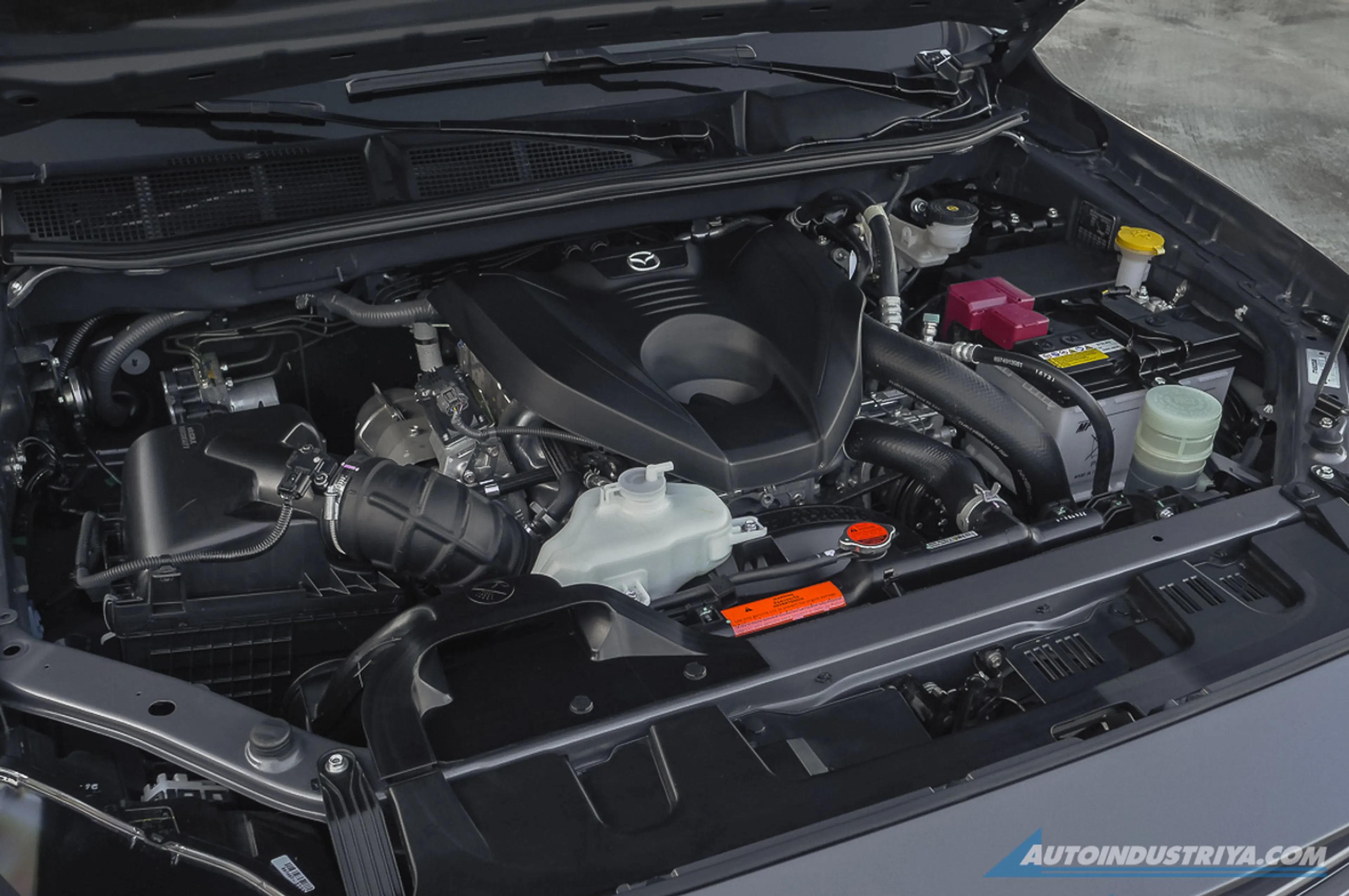 Mazda BT-50 thumbnail 4