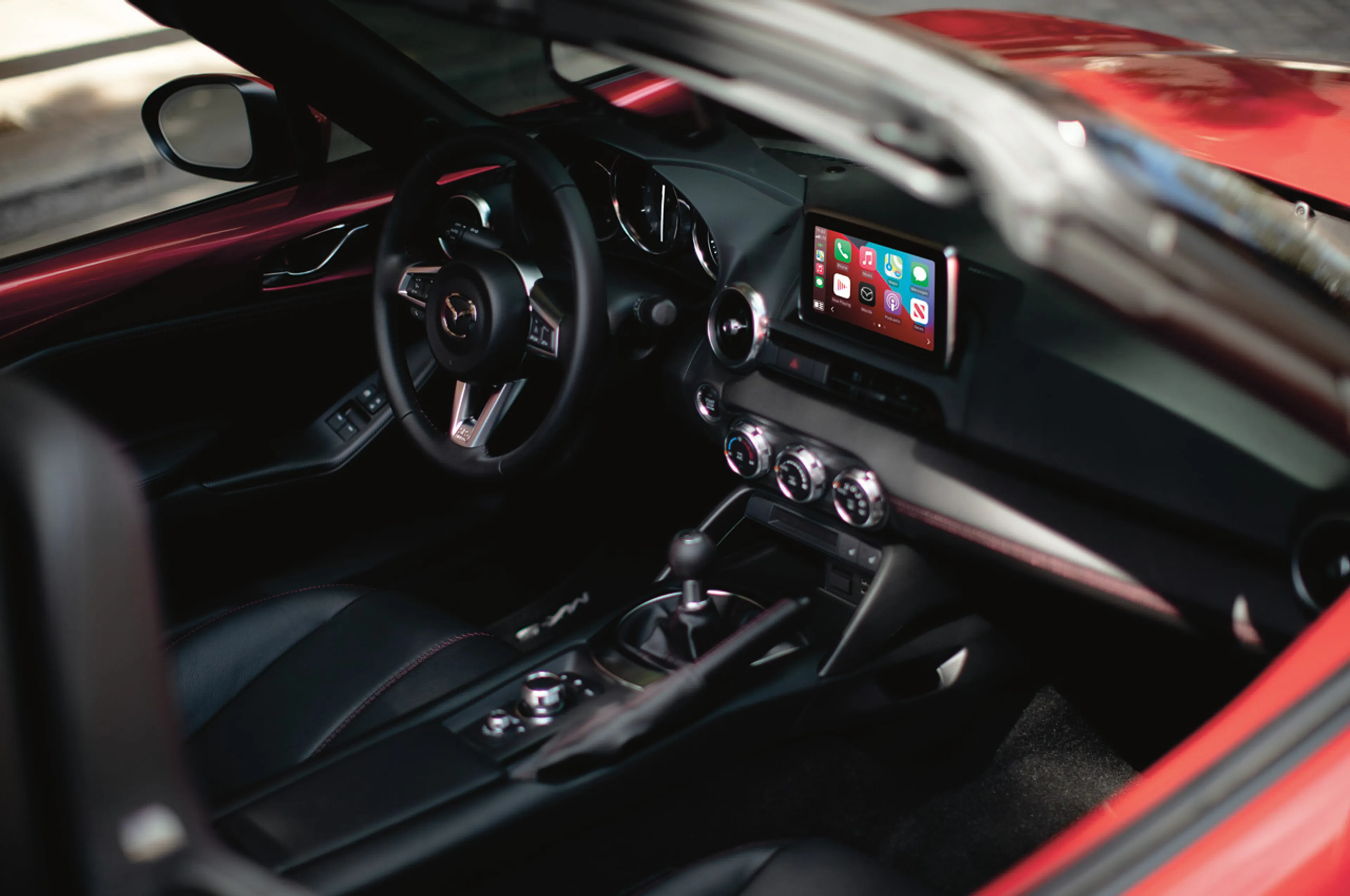 2022 Mazda MX-5 RF 2.0 SkyActiv MT thumbnail 3