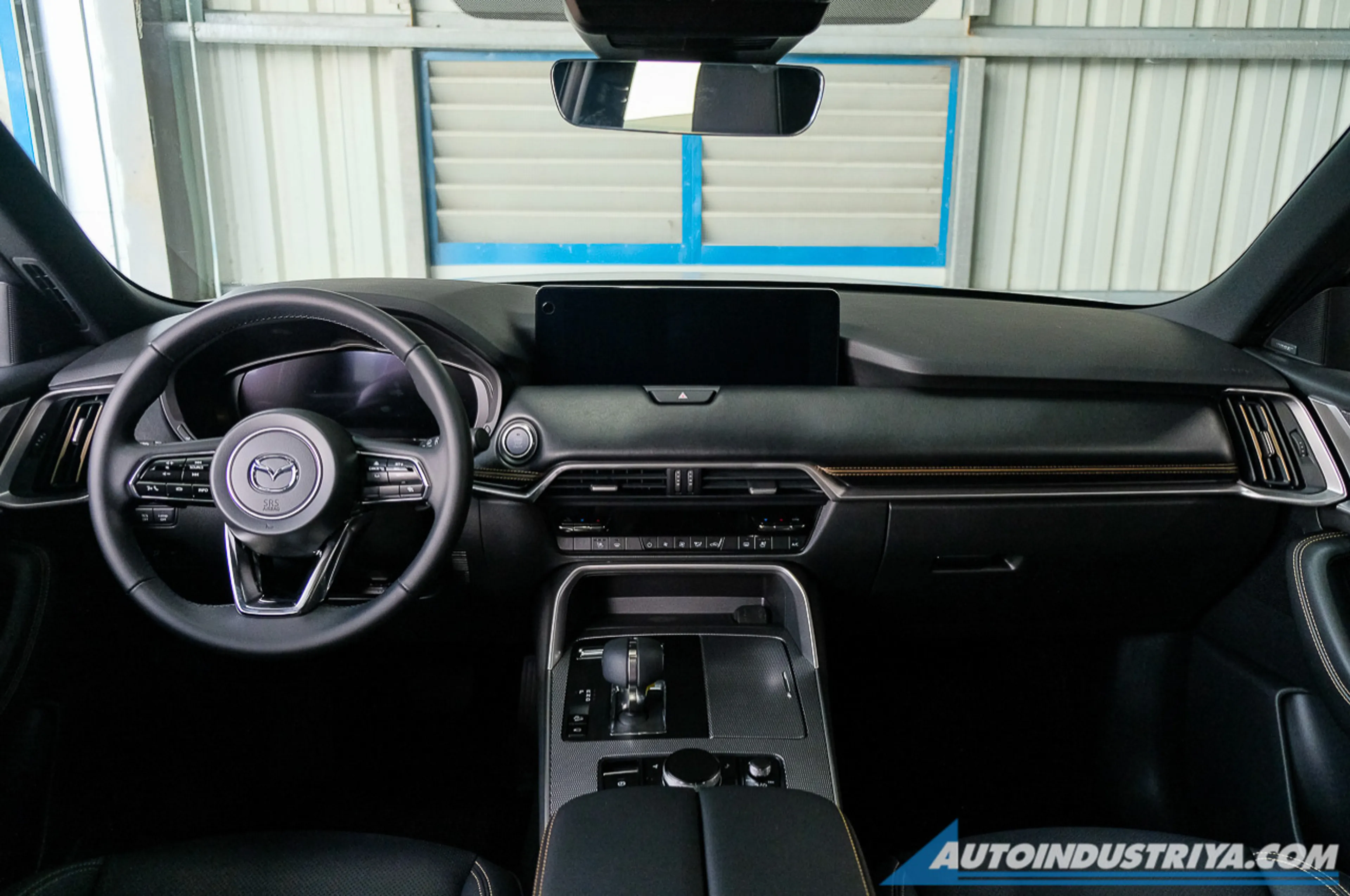 Mazda CX-60 thumbnail 3