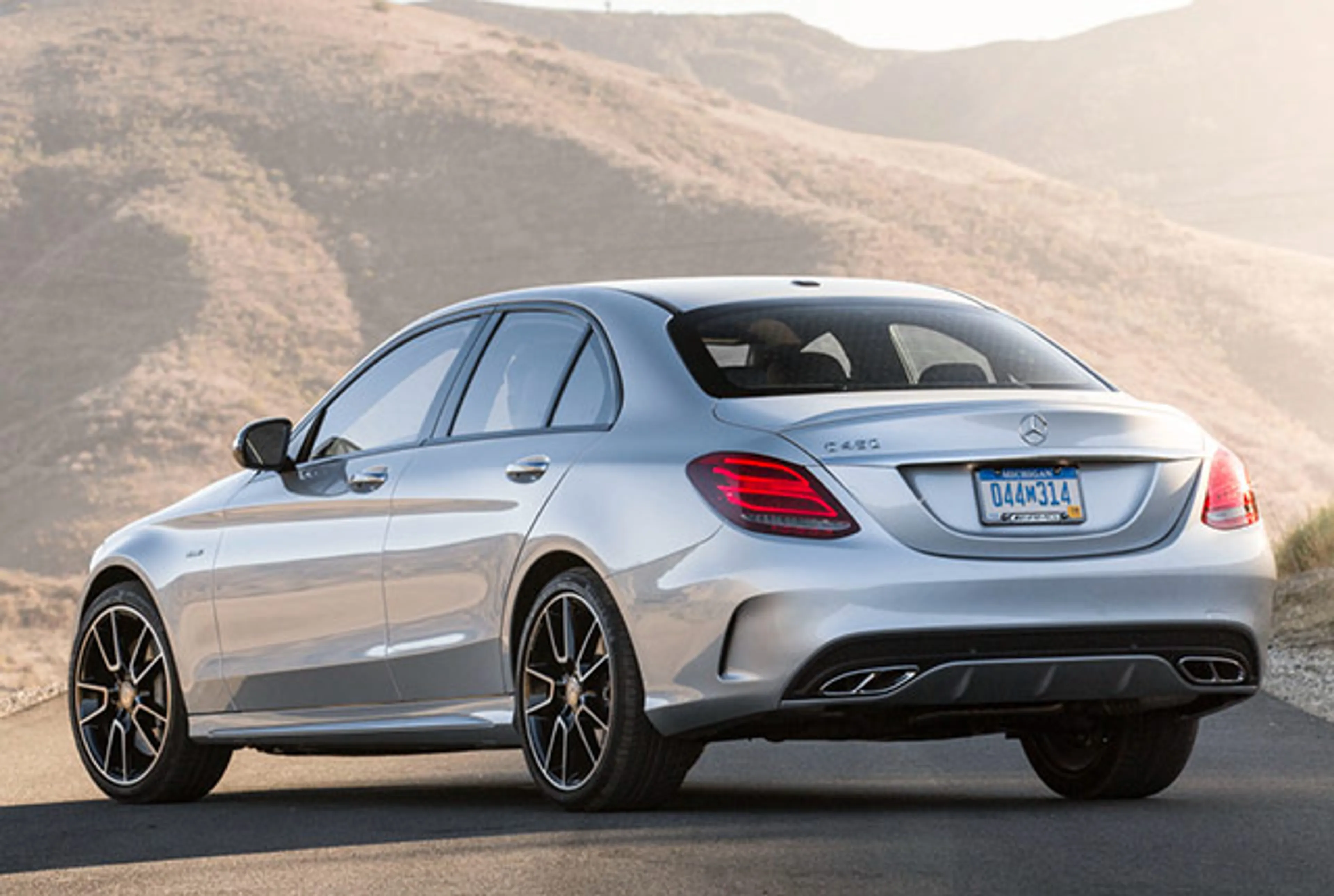 2015 Mercedes-Benz C-Class C 200 Avantgarde thumbnail 2