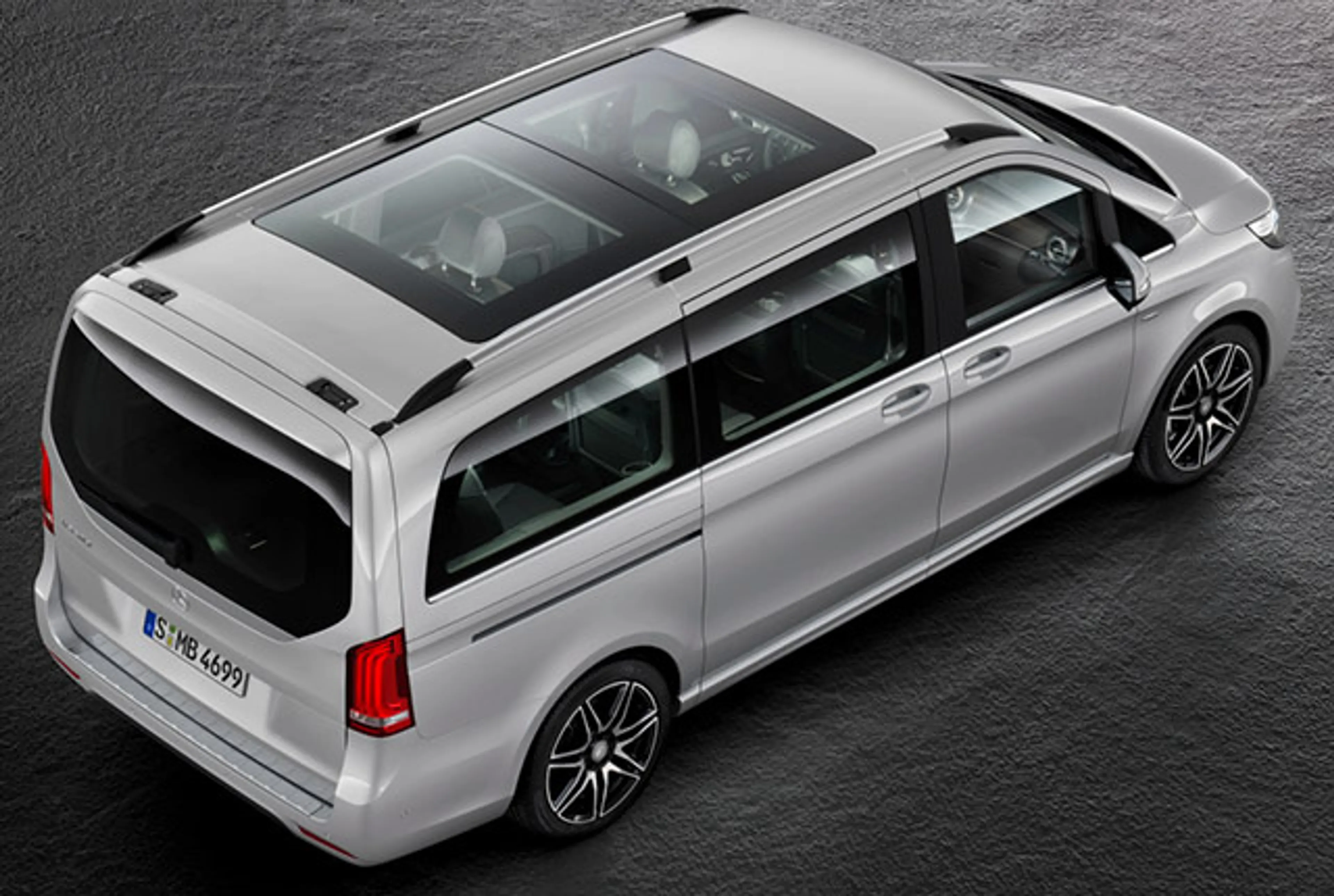 2015 Mercedes-Benz V-Class V 220 CDI Extra Long Avantgarde thumbnail 4