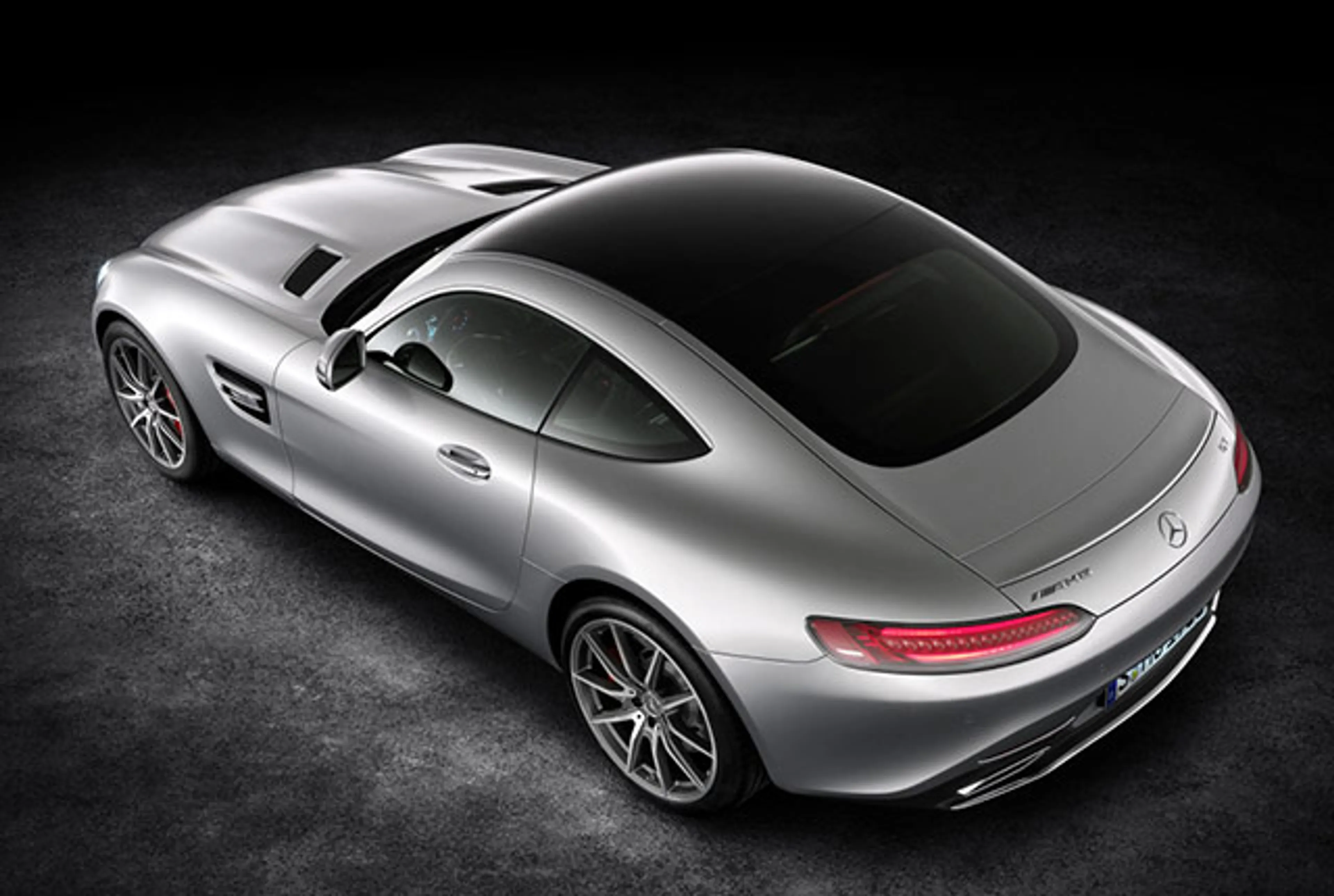 Mercedes-Benz AMG GT thumbnail 3