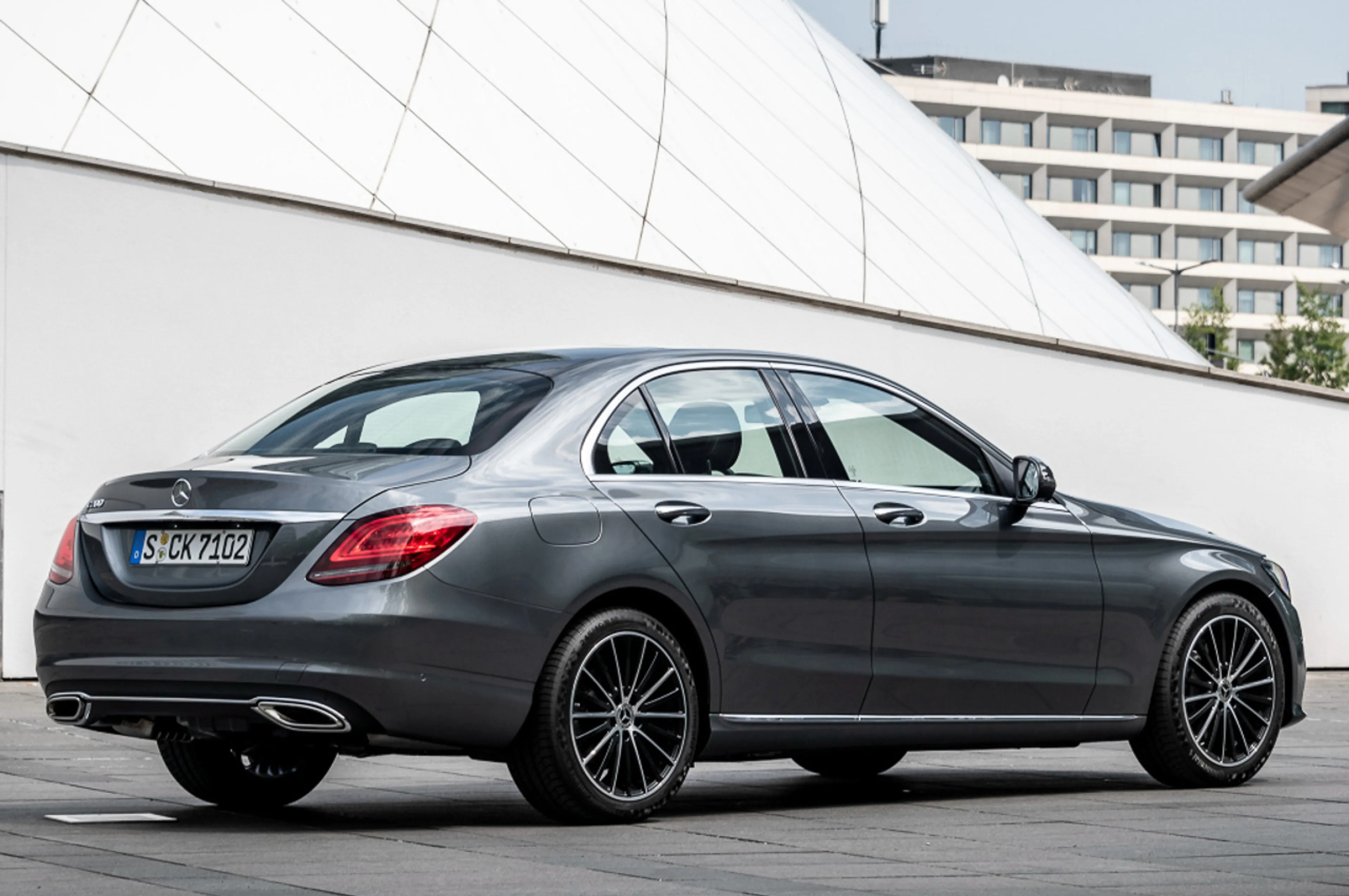 2019 Mercedes-Benz C-Class C 180 Avantgarde thumbnail 2