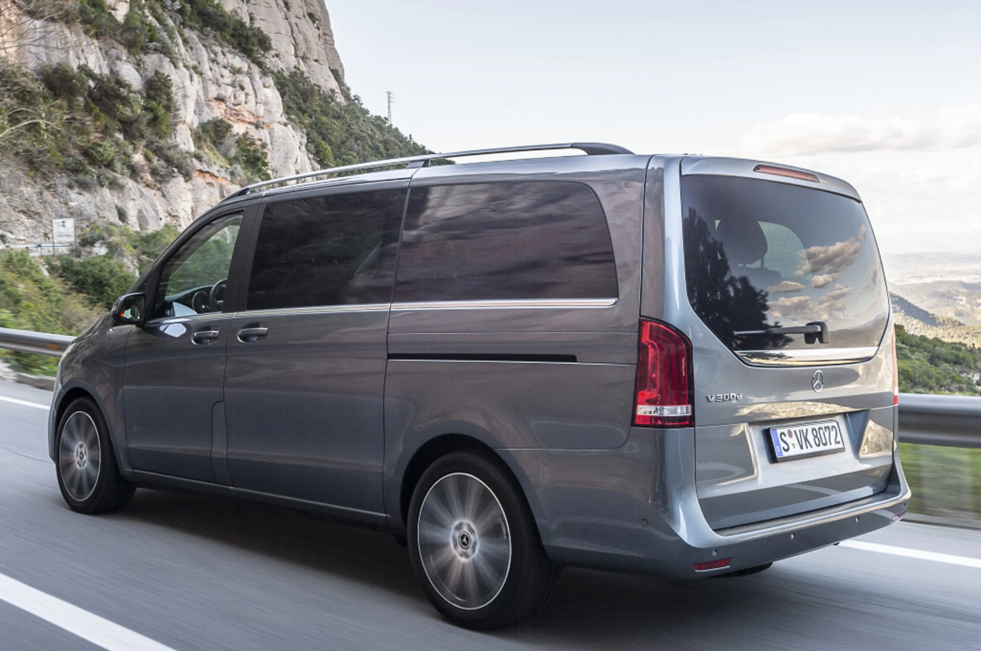 2020 Mercedes-Benz V-Class V 220 CDI Base Long thumbnail 2