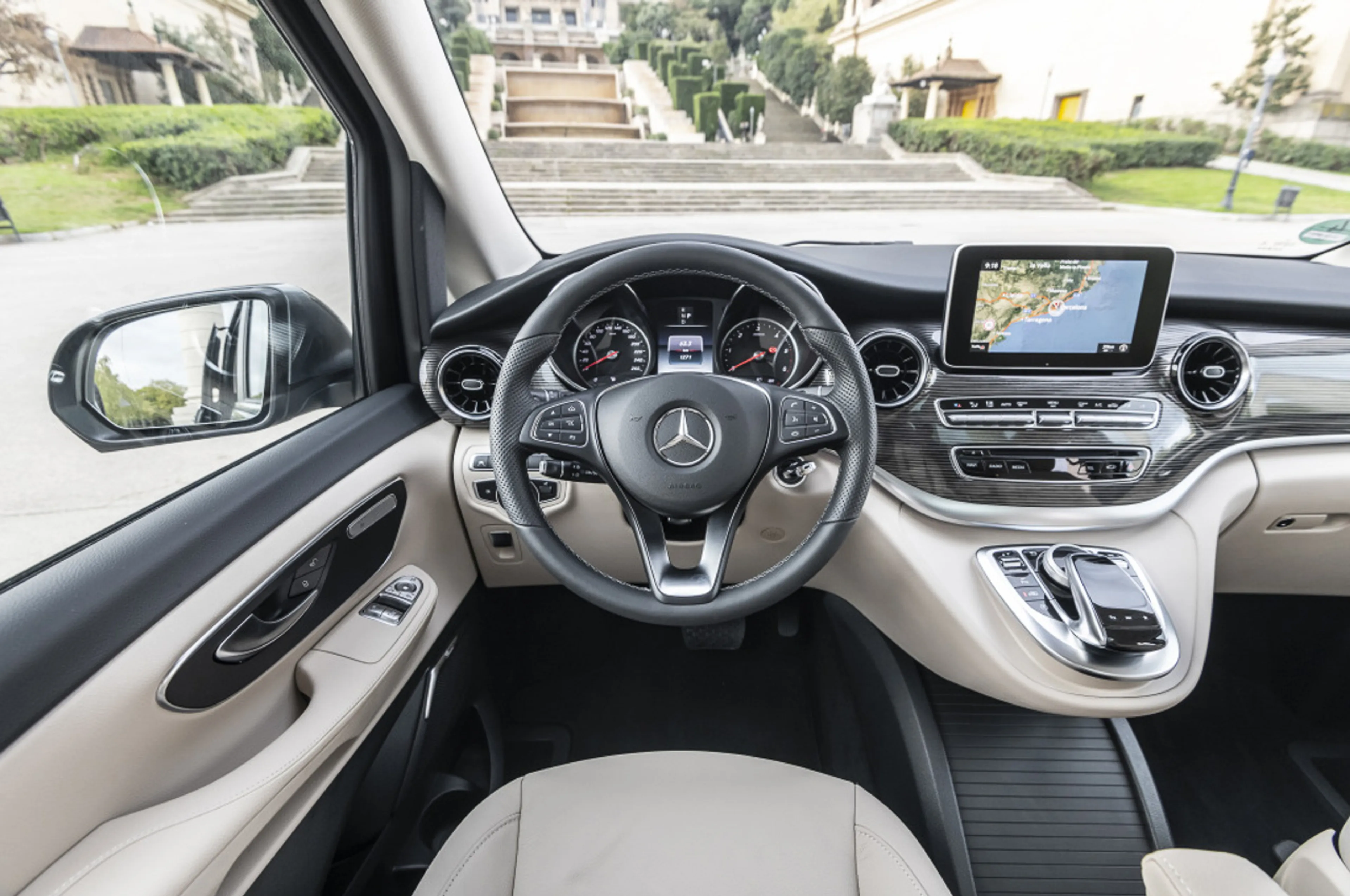 2020 Mercedes-Benz V-Class V 220 CDI Base Long thumbnail 3