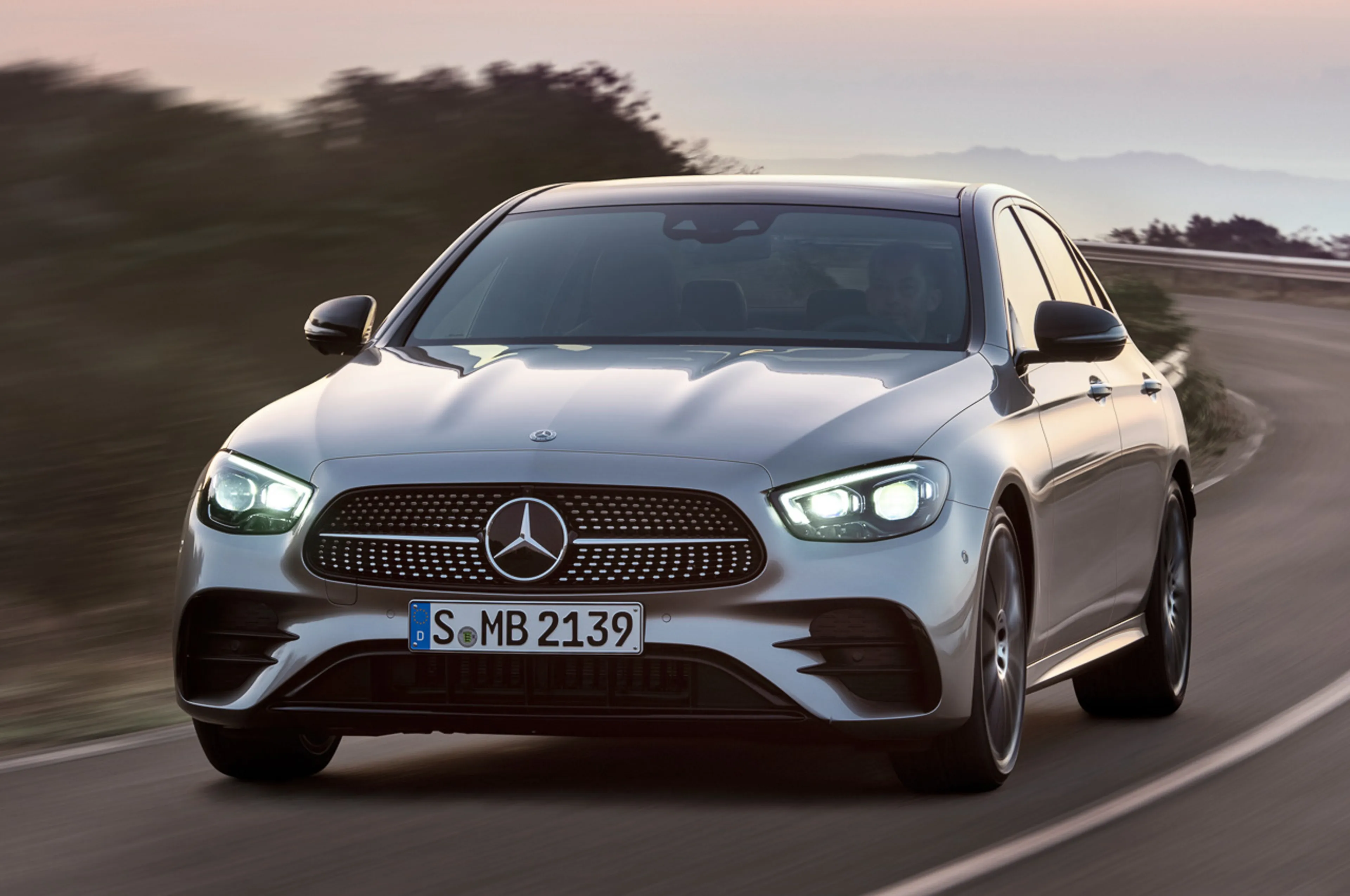 Mercedes-Benz E-Class 2022