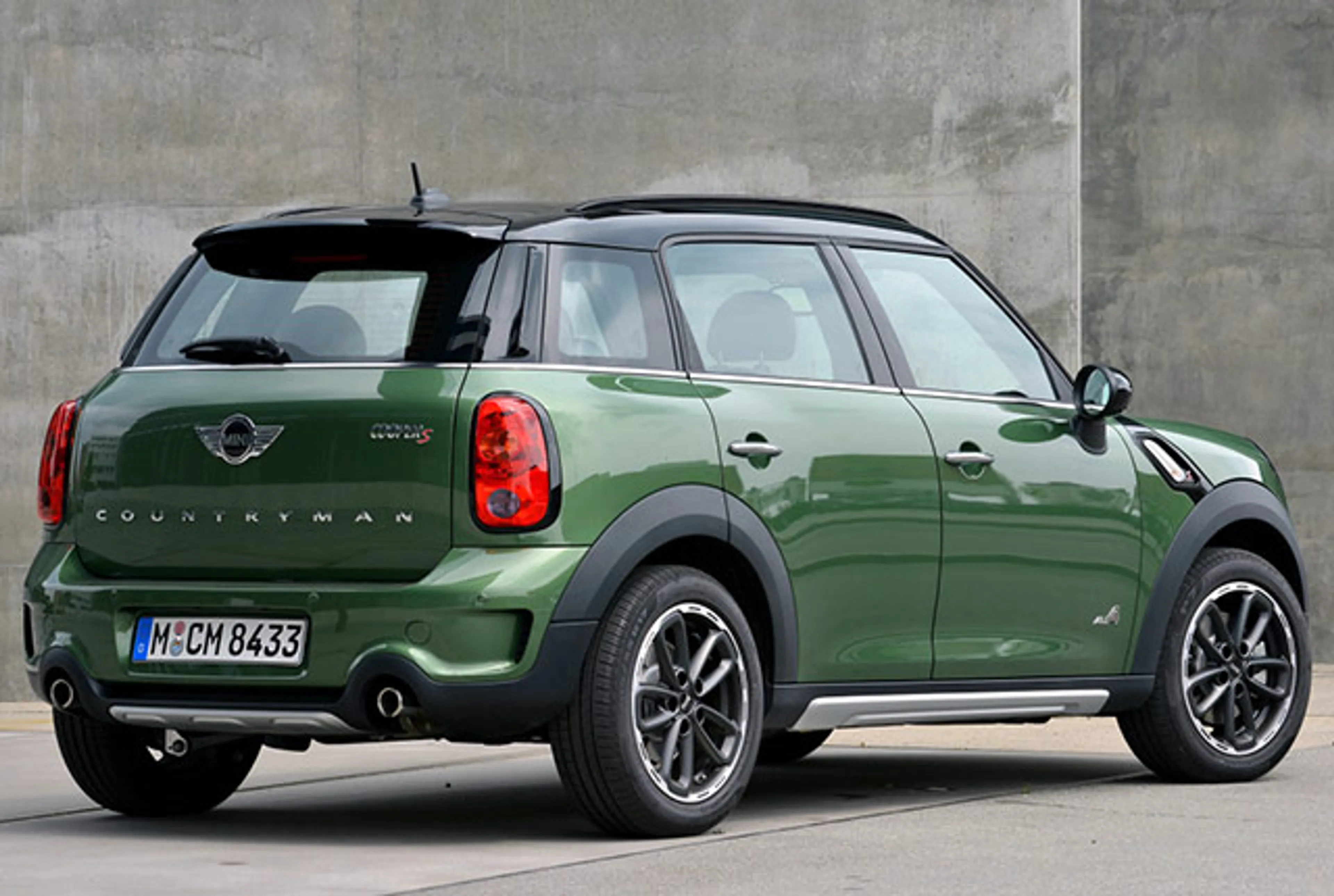 2015 Mini Countryman Cooper AT thumbnail 2