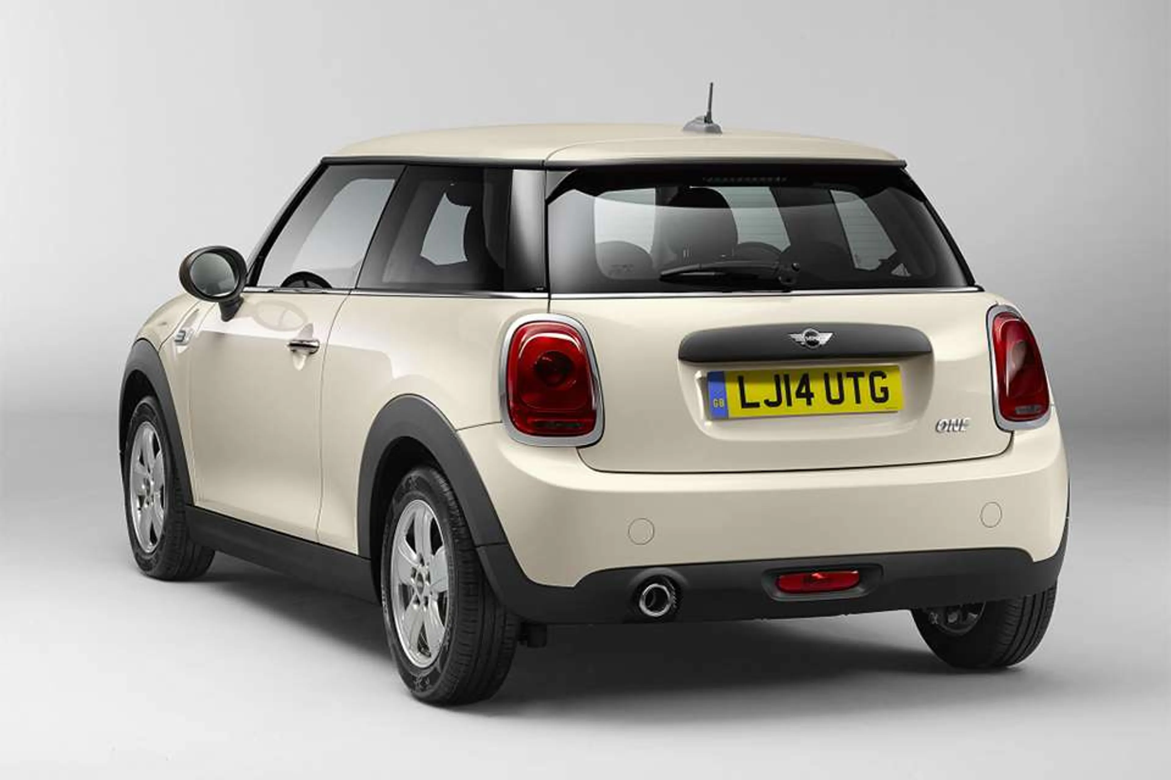 Mini One 3-Door thumbnail 2