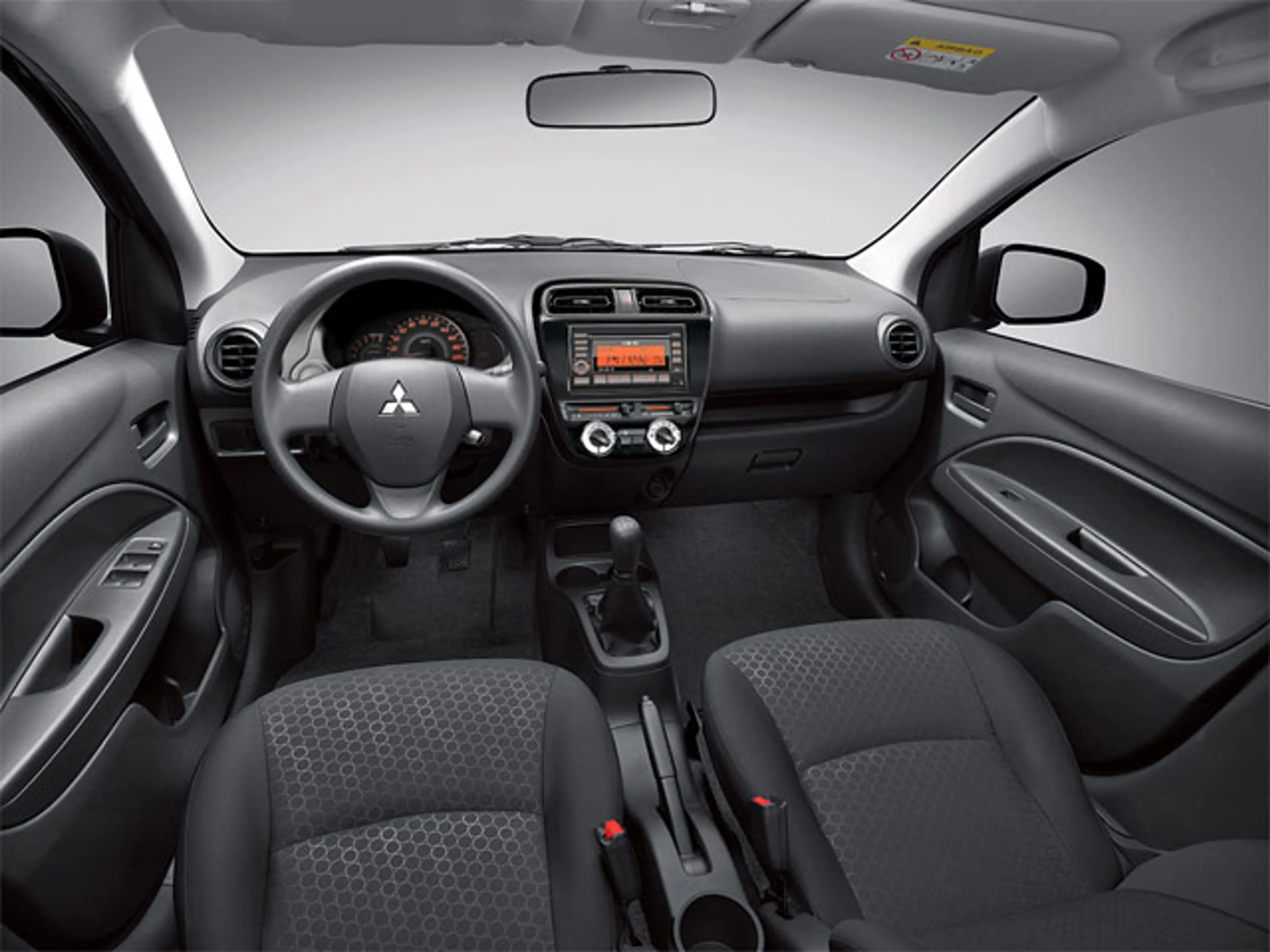 2015 Mitsubishi Mirage 1.2 GLX MT thumbnail 3