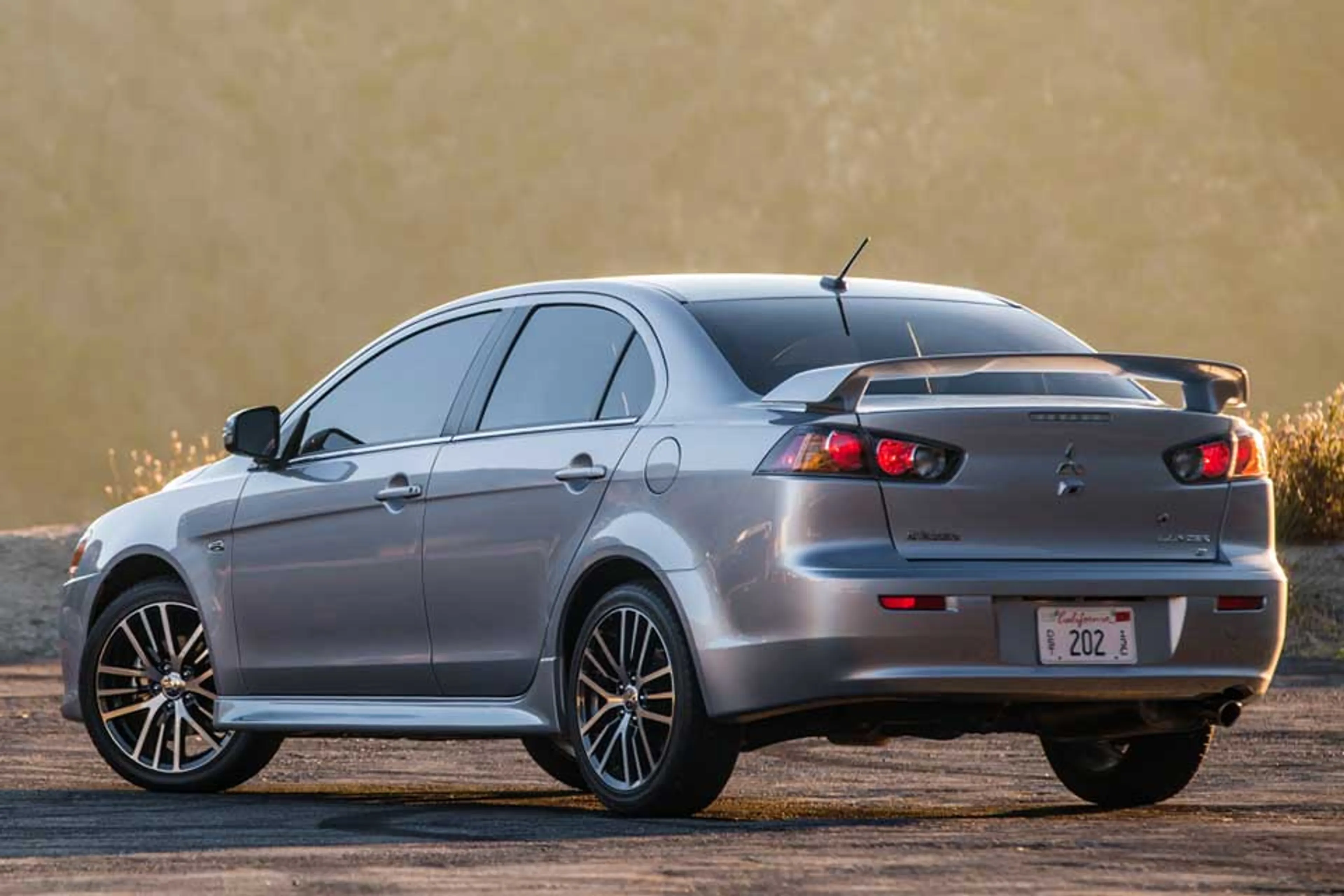 Mitsubishi Lancer EX thumbnail 2