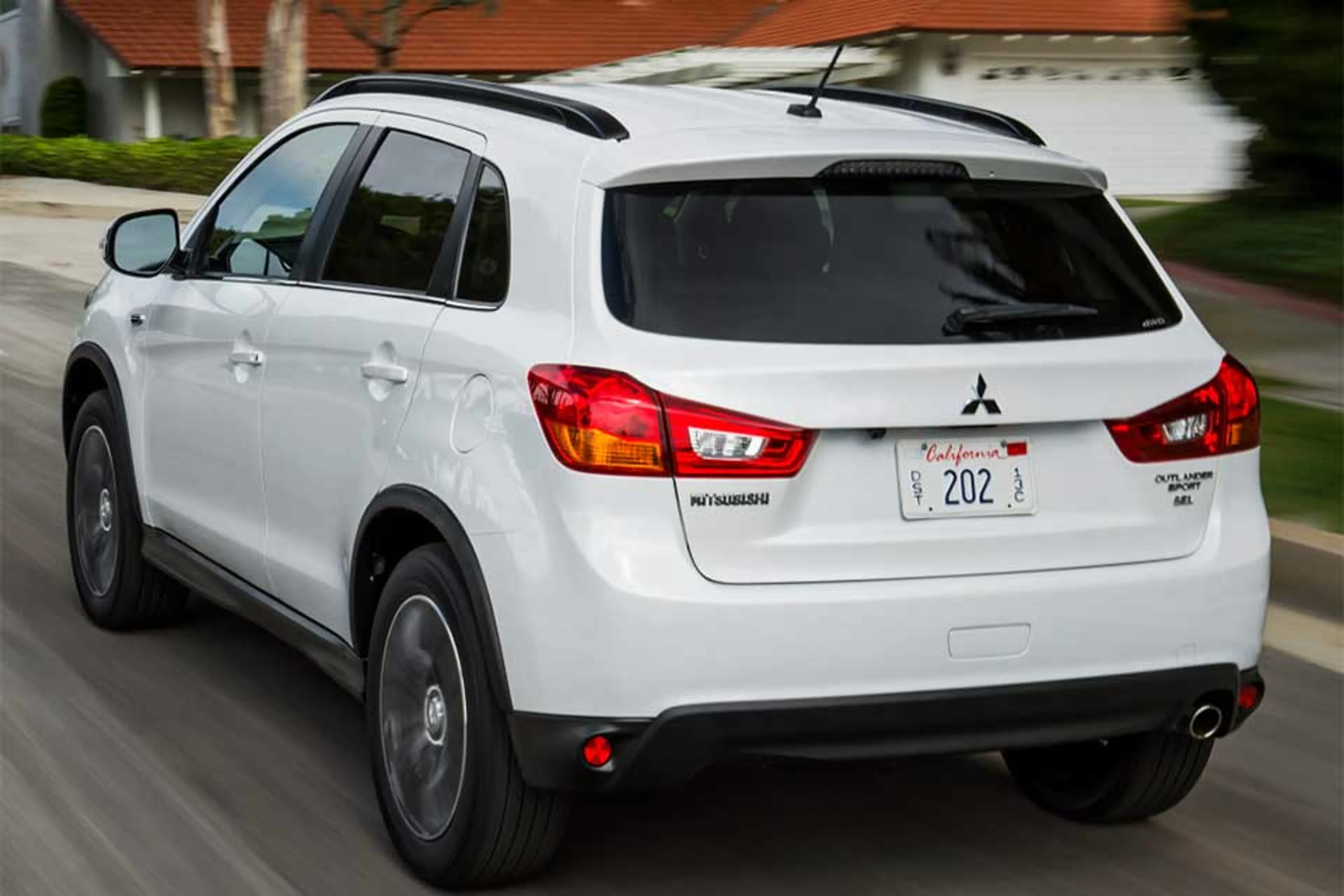 Mitsubishi ASX thumbnail 2