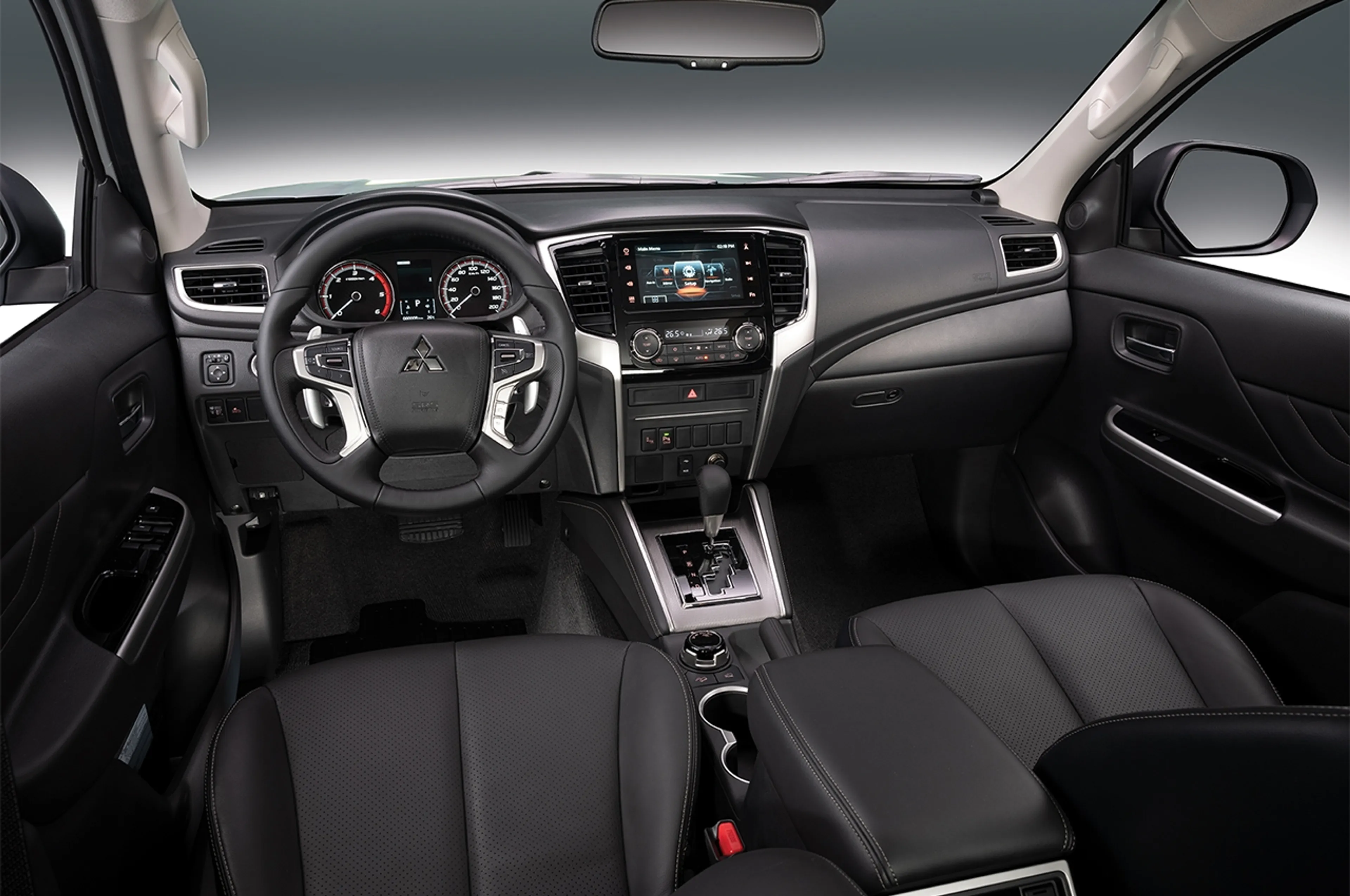 Mitsubishi Strada thumbnail 3