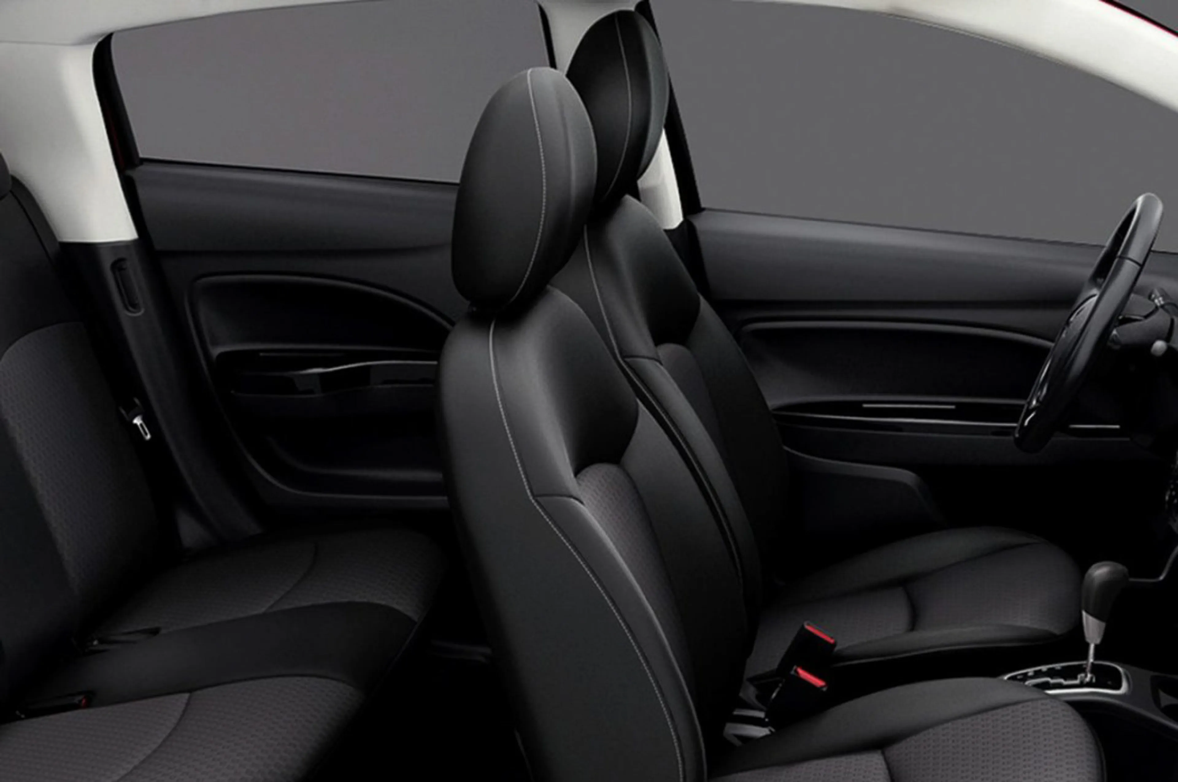 Mitsubishi Mirage thumbnail 3