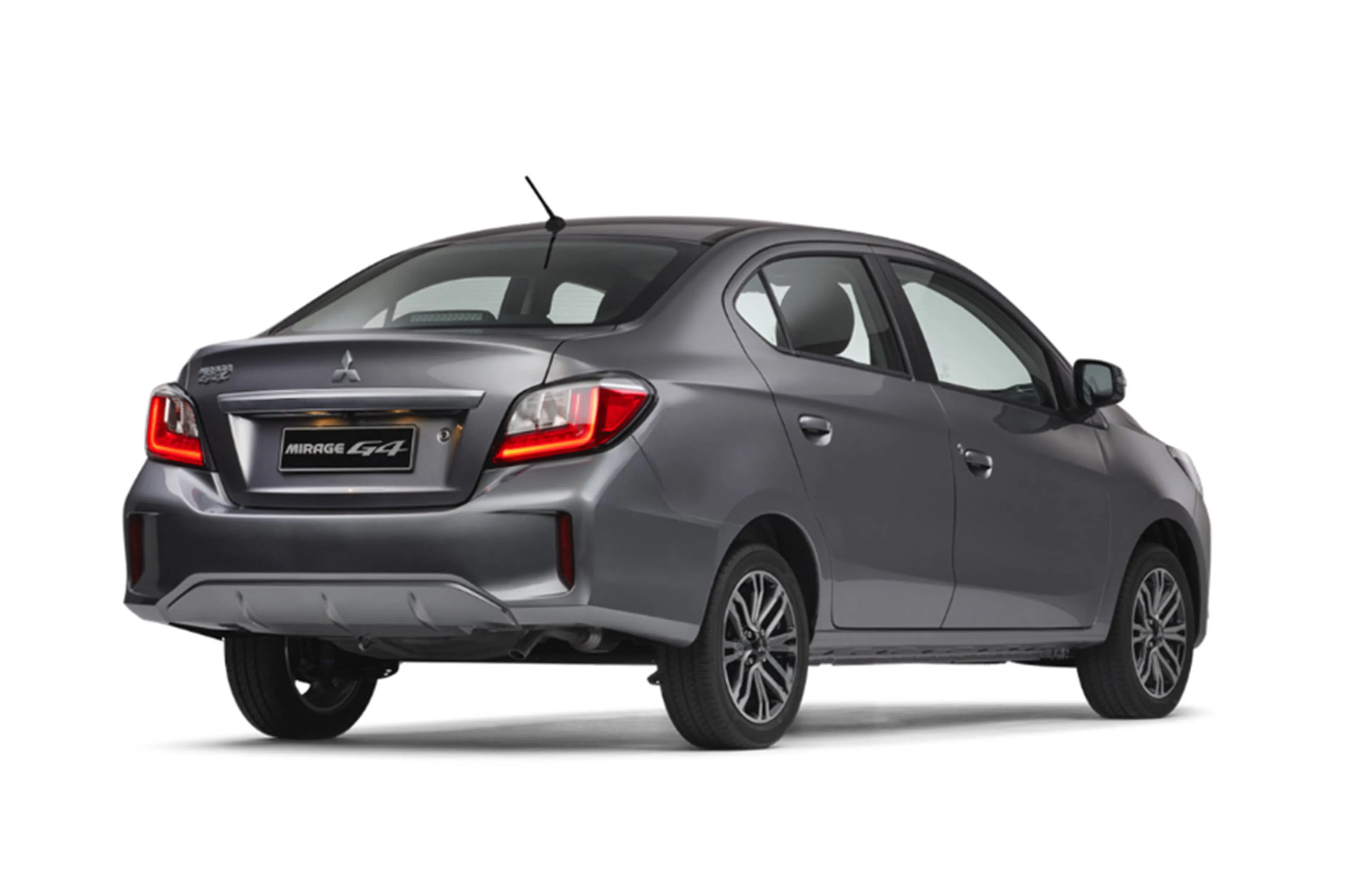 Mitsubishi Mirage G4 thumbnail 2