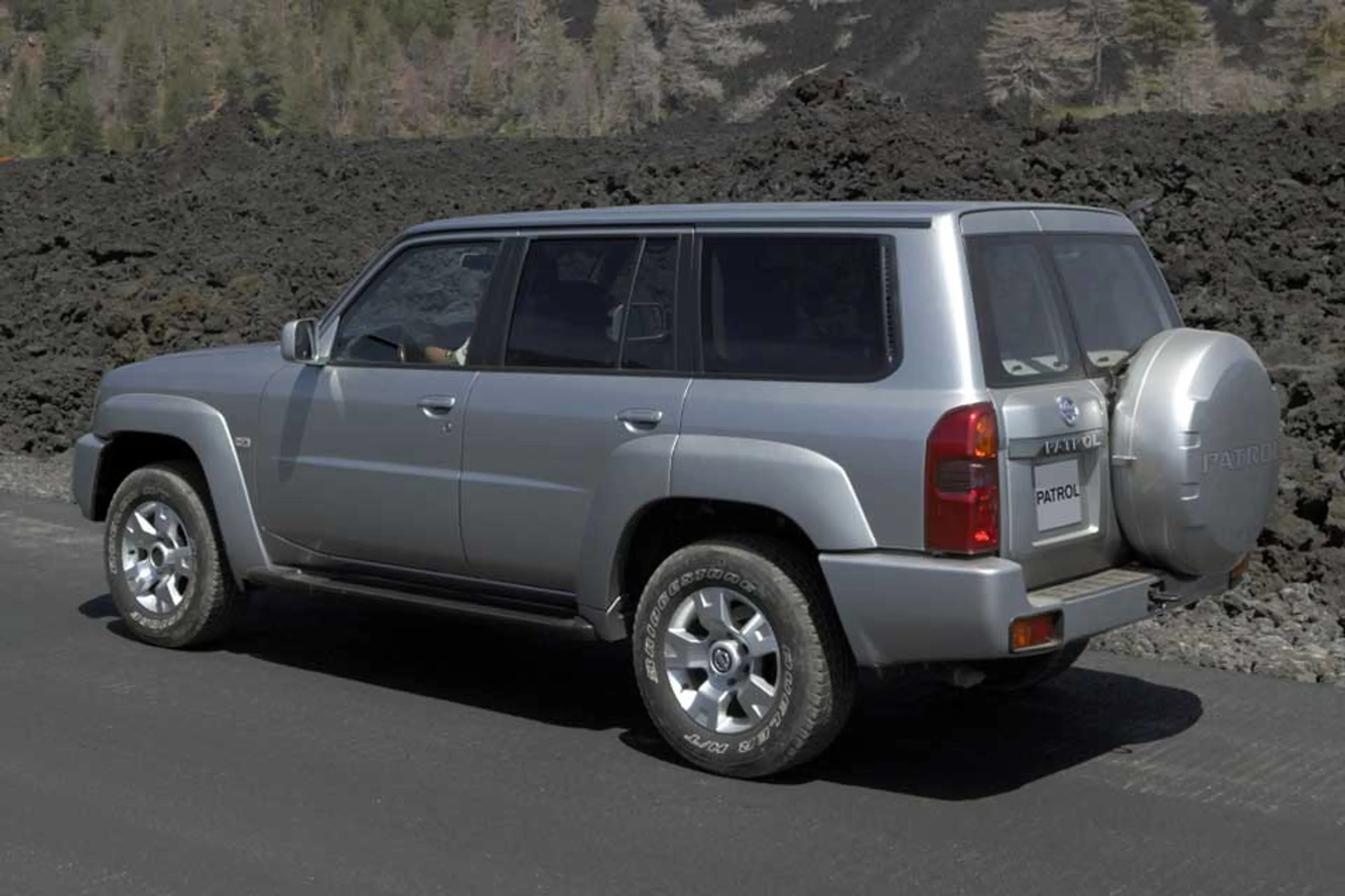 Nissan Patrol Super Safari thumbnail 2