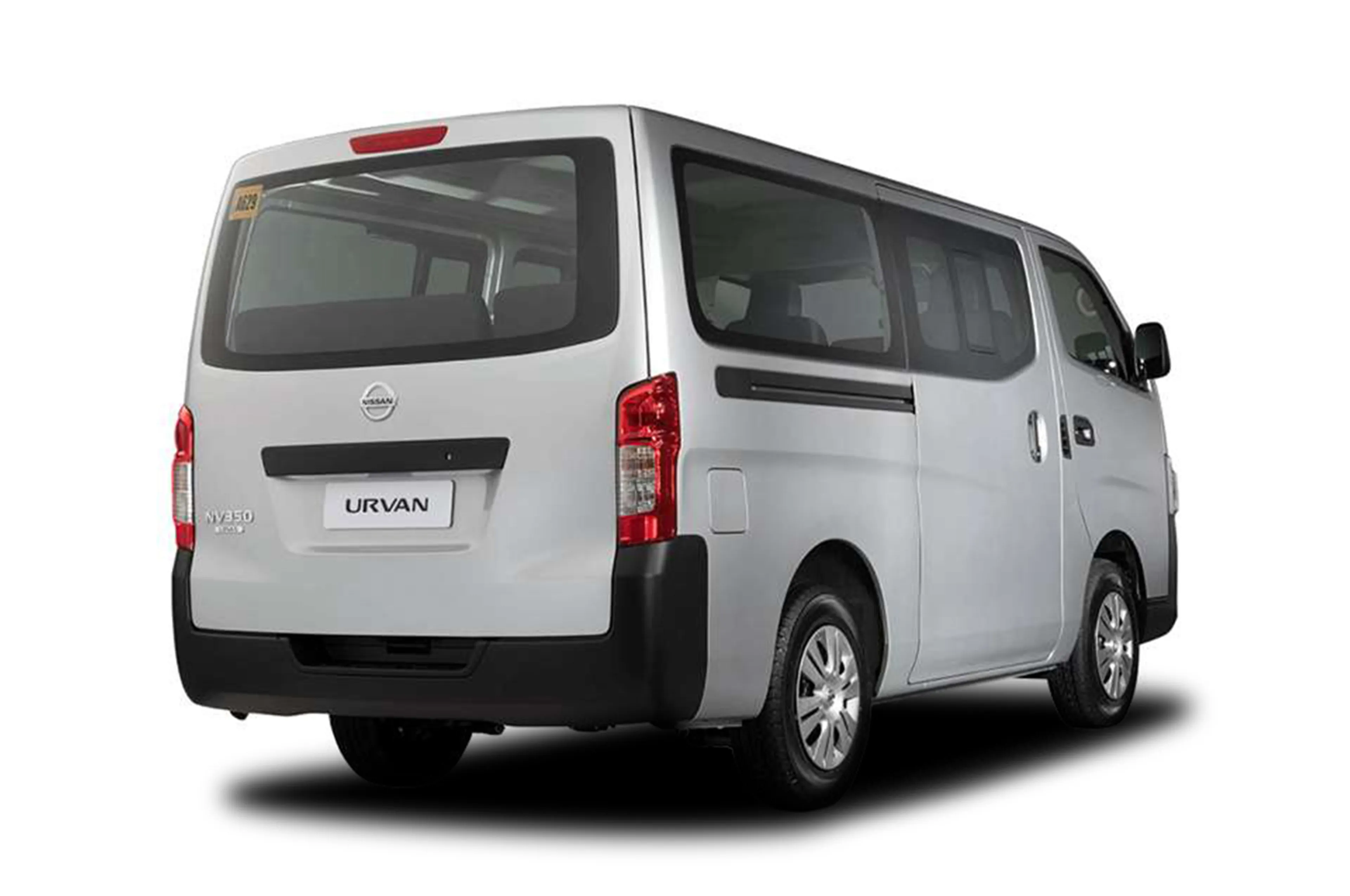 Nissan NV350 Urvan thumbnail 2