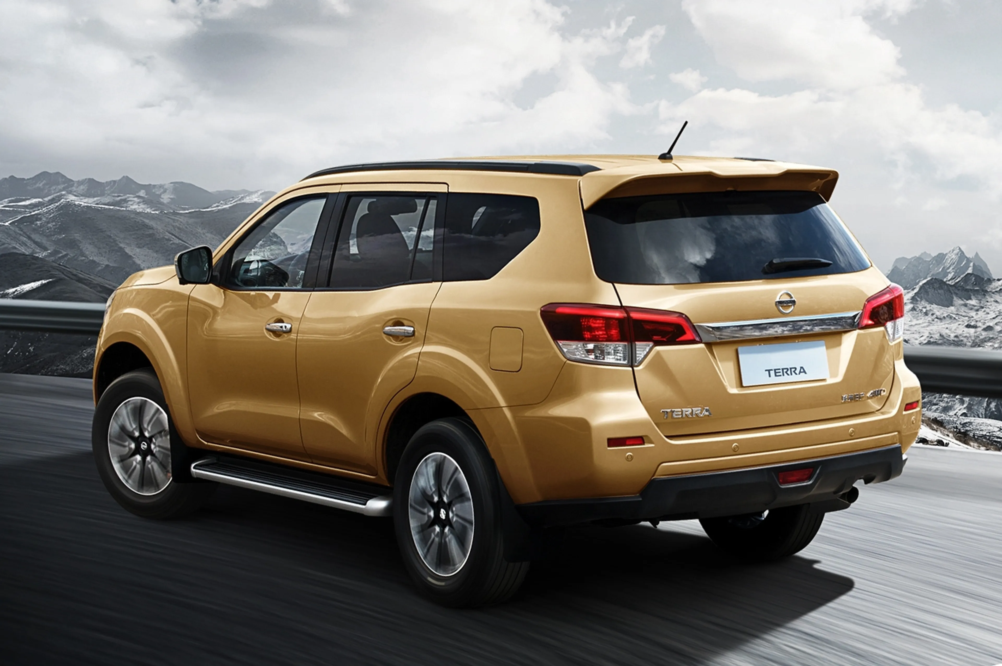 2018 Nissan Terra 2.5 EL 4x2 6MT thumbnail 2