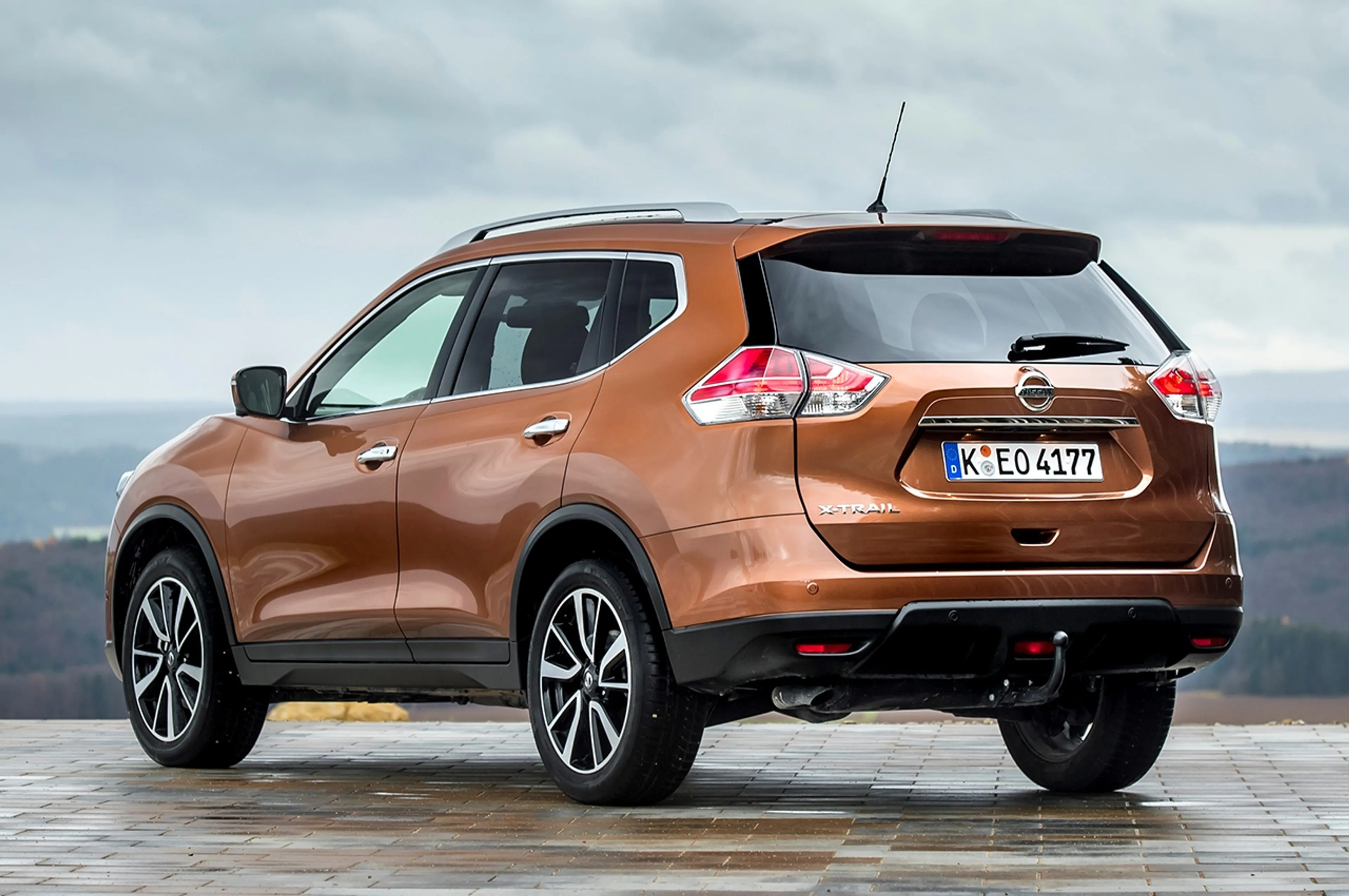 Nissan X-Trail thumbnail 2