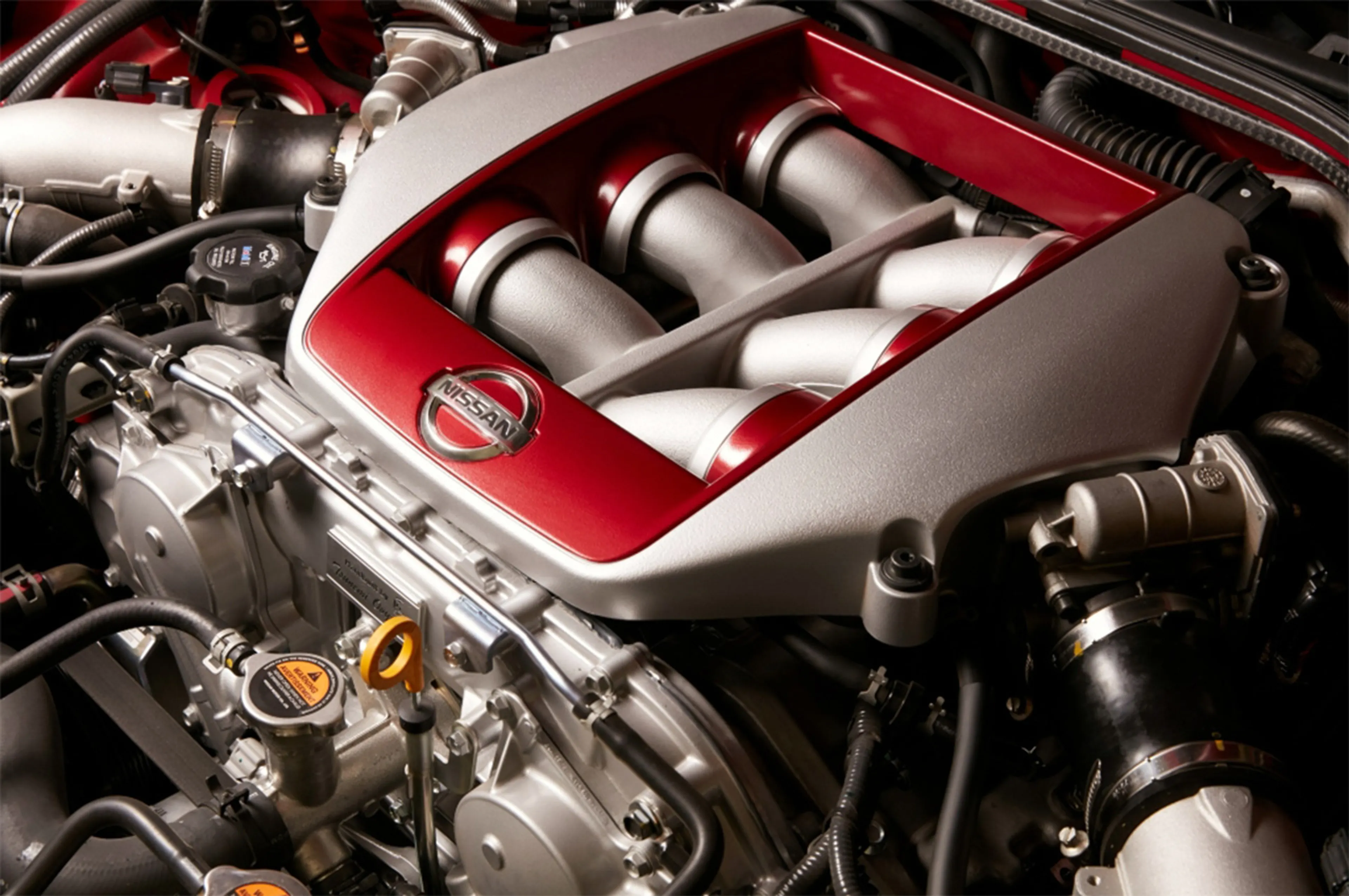 2020 Nissan GT-R Premium thumbnail 4