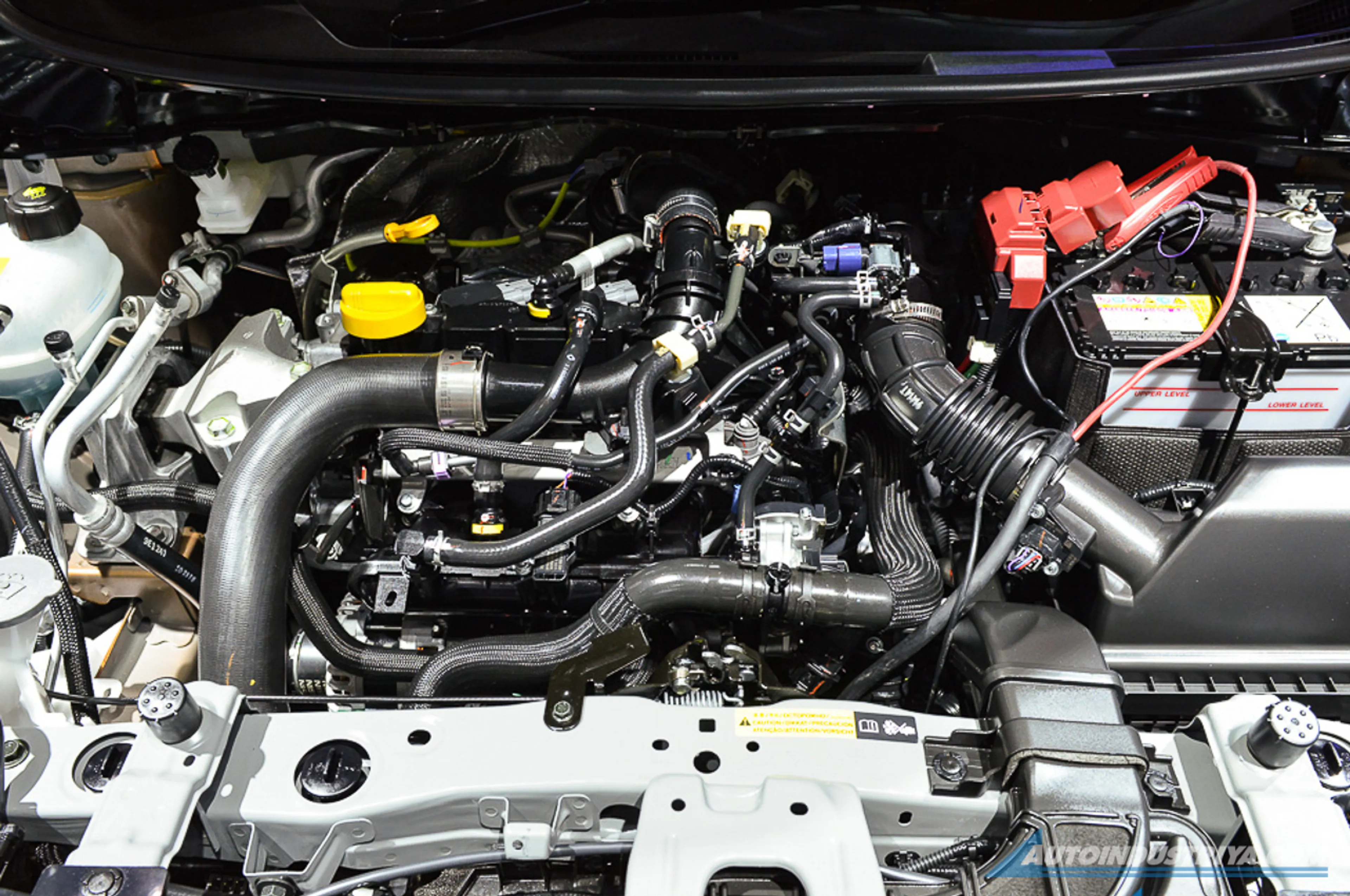 2022 Nissan Almera 1.0 EL Turbo M/T thumbnail 4