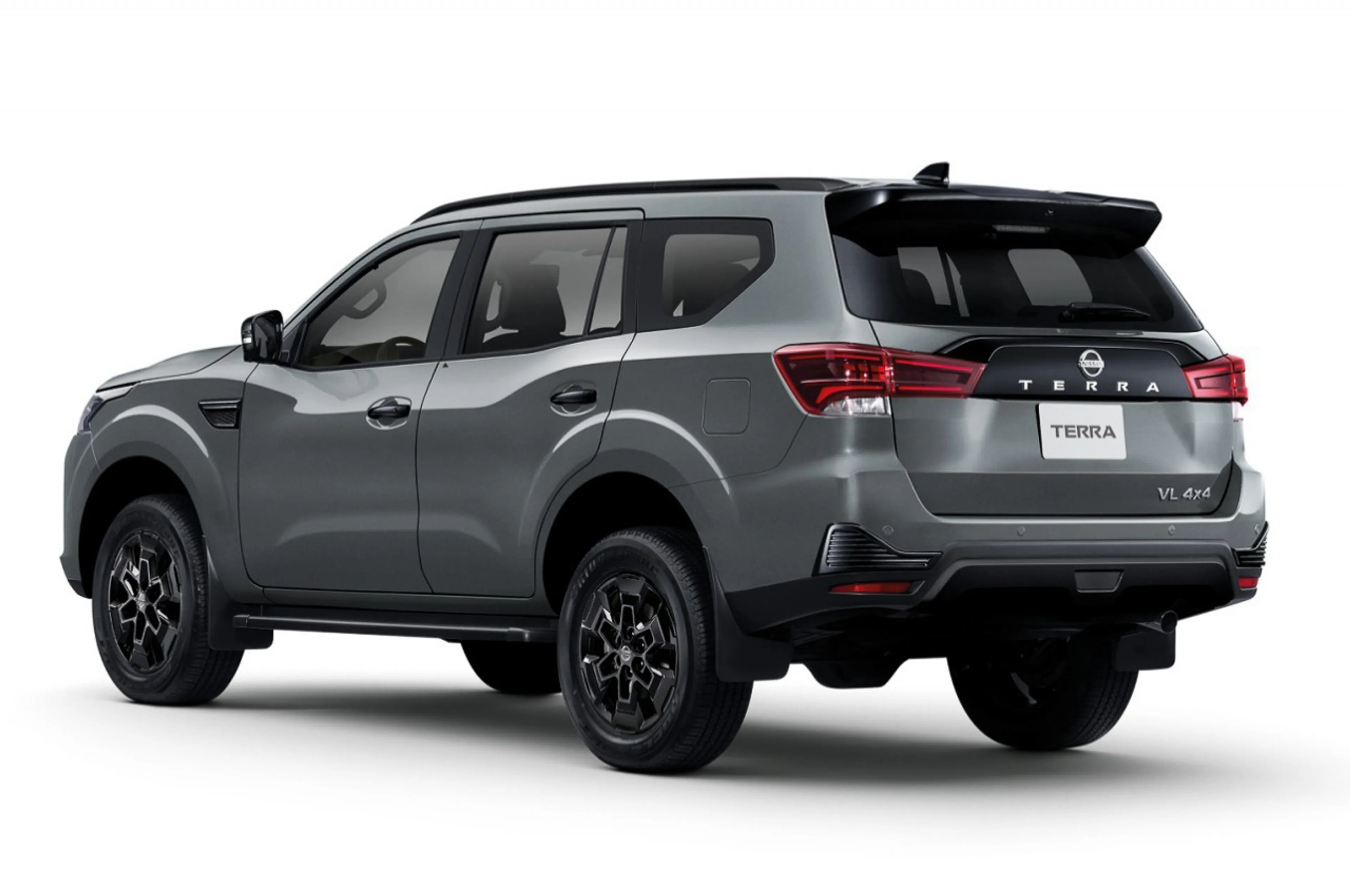 Nissan Terra Sport thumbnail 2