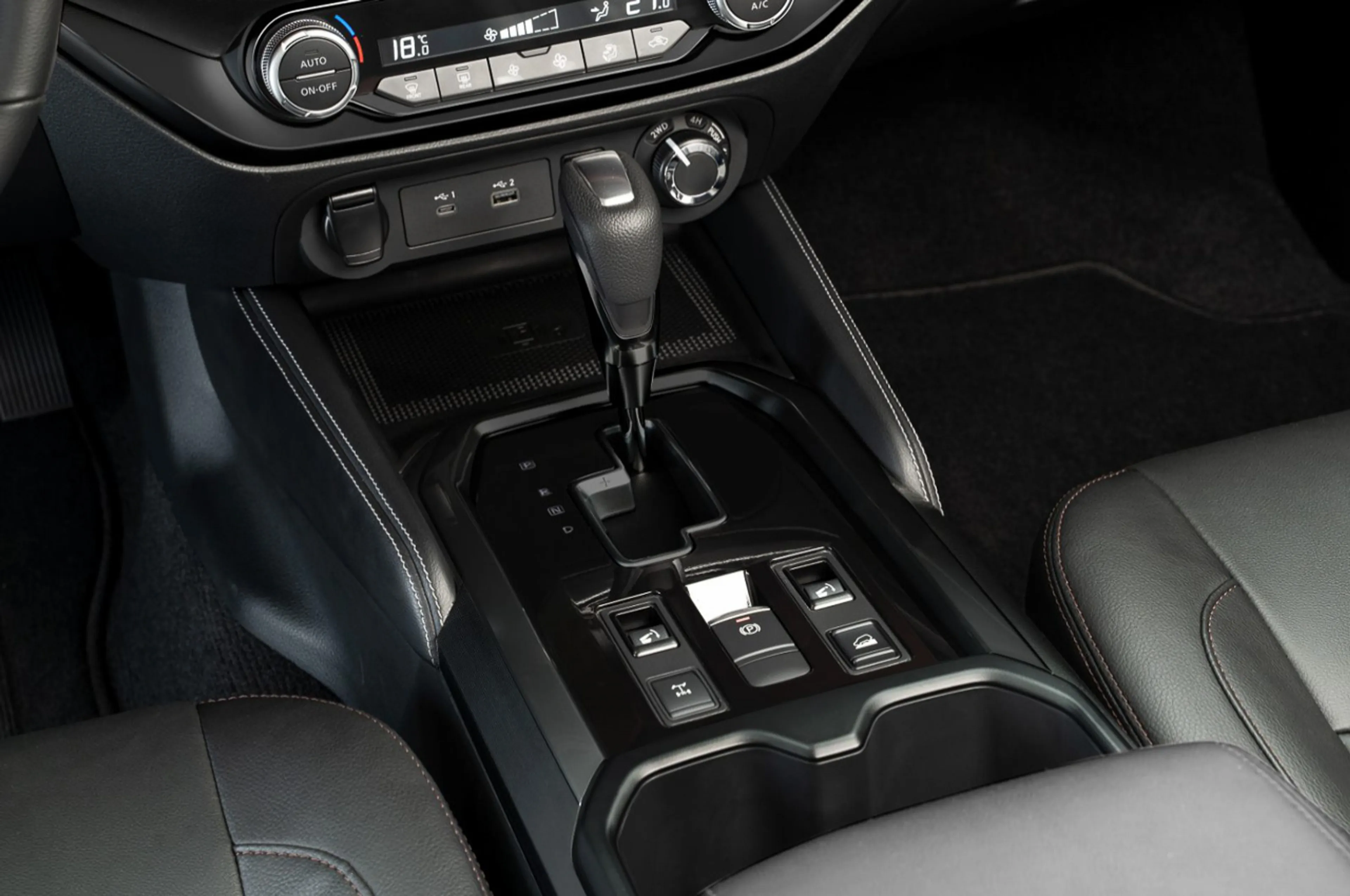 Nissan Terra Sport thumbnail 4