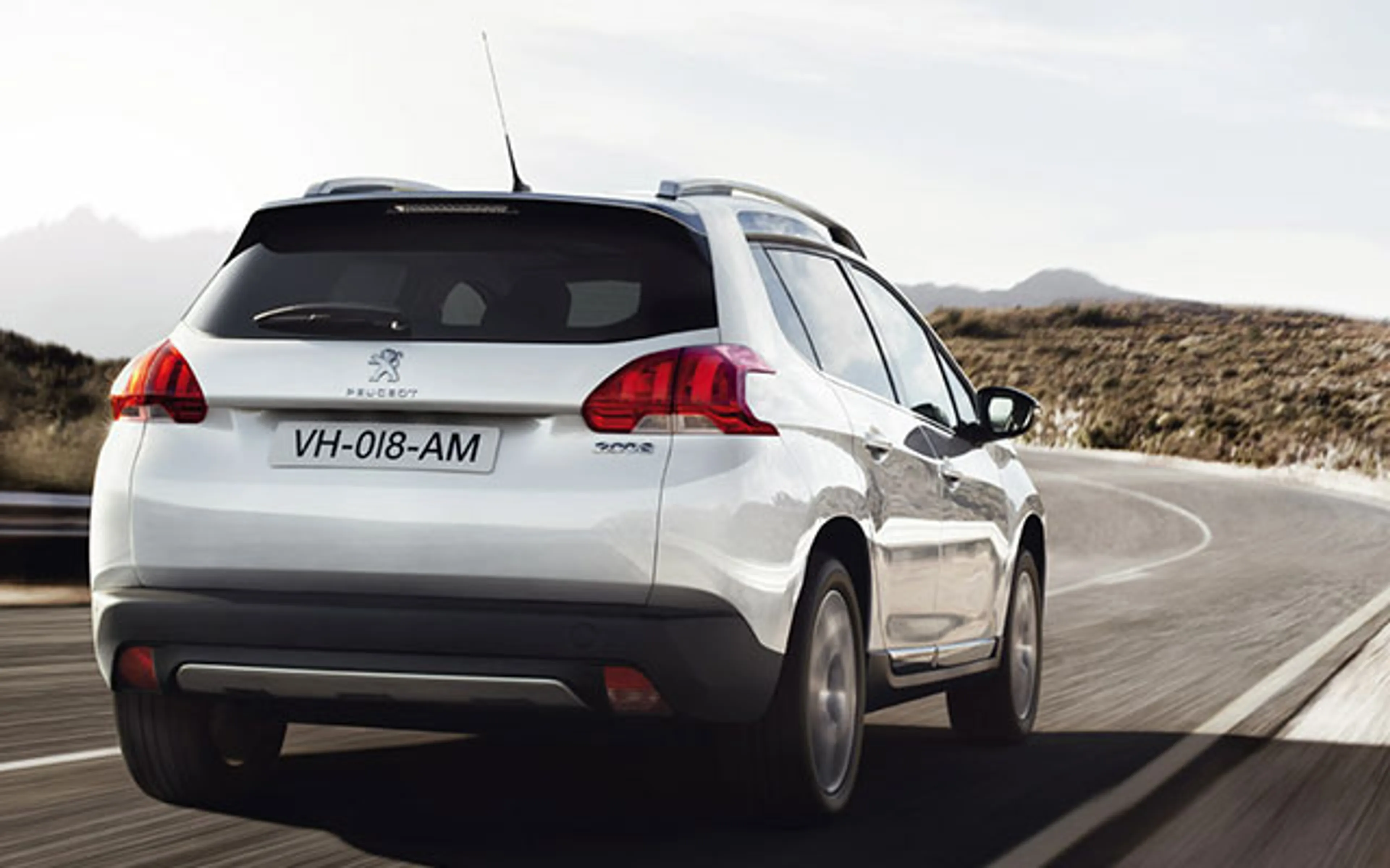 2015 Peugeot 2008 1.6 Allure AT thumbnail 2