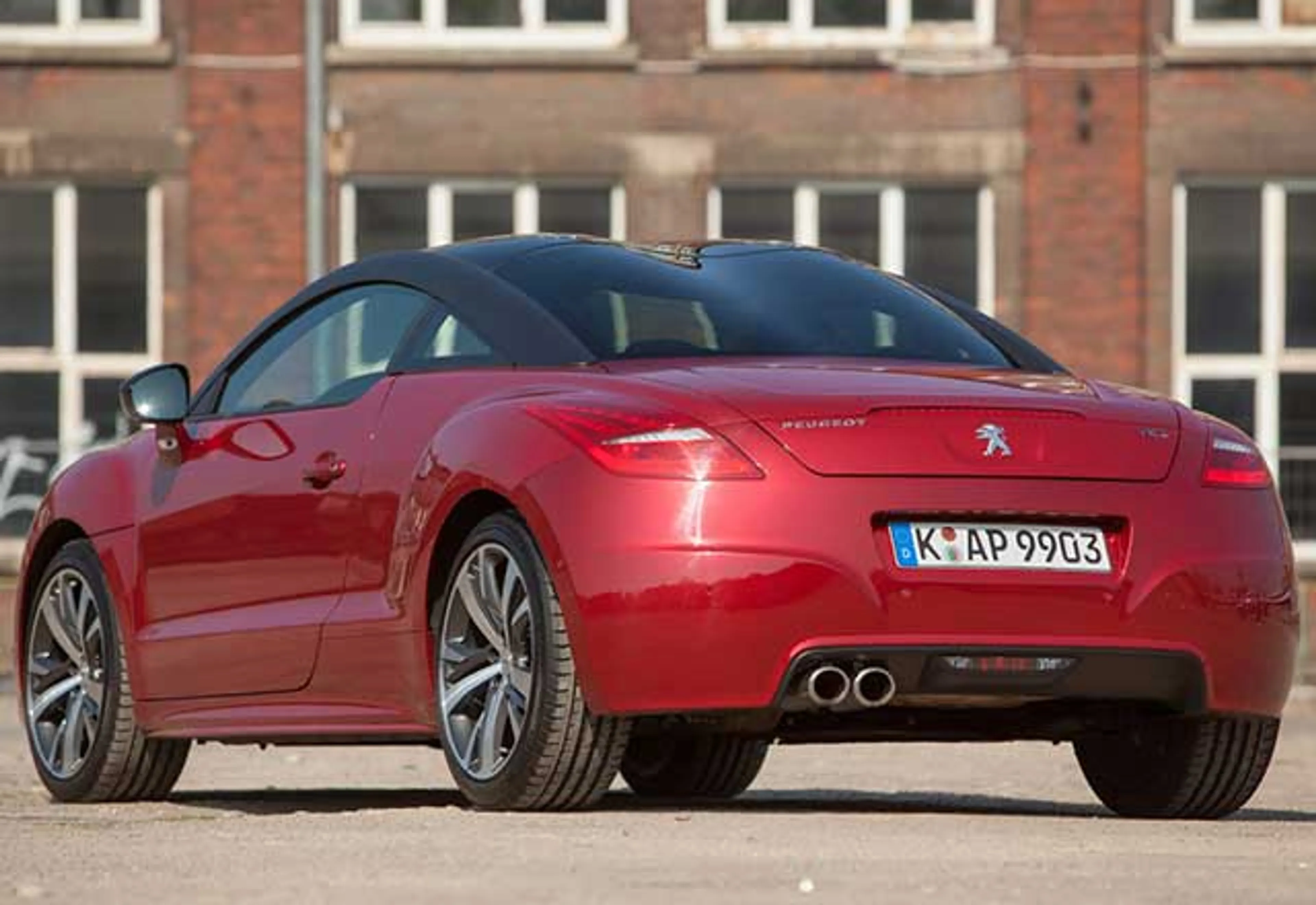 Peugeot RCZ thumbnail 2