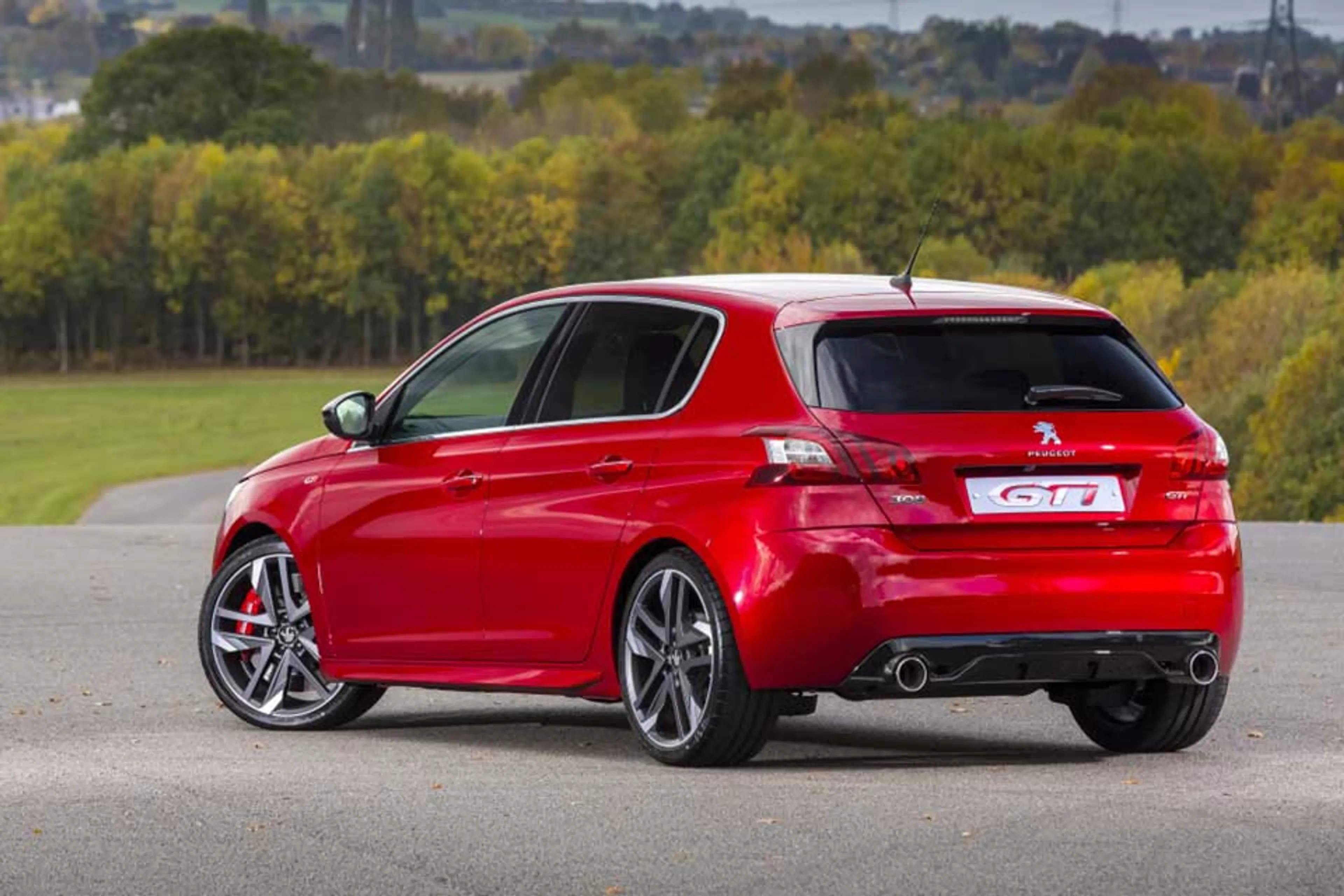 Peugeot 308 Hatchback thumbnail 2