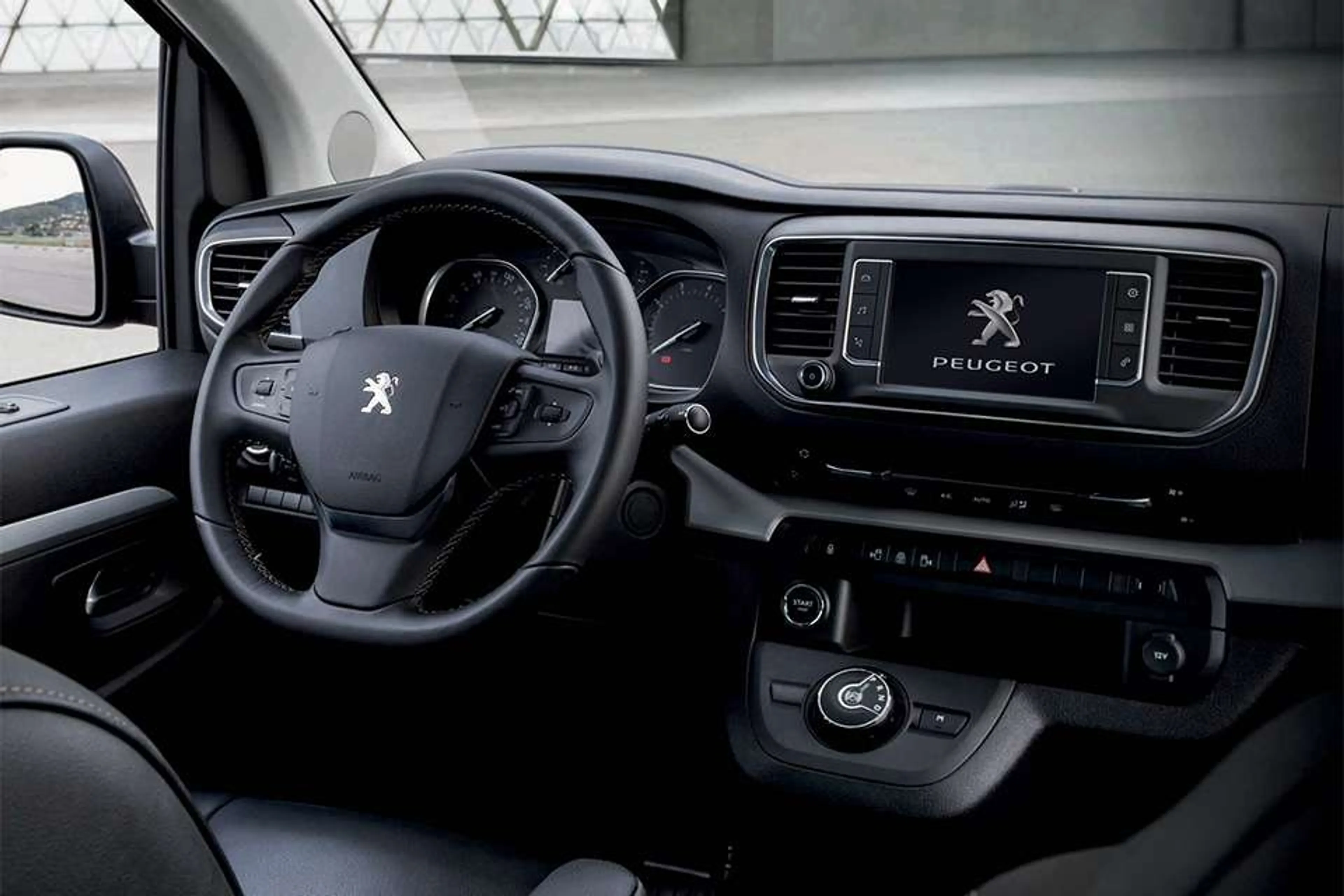 2018 Peugeot Traveller 2.0L Dsl A/T thumbnail 3