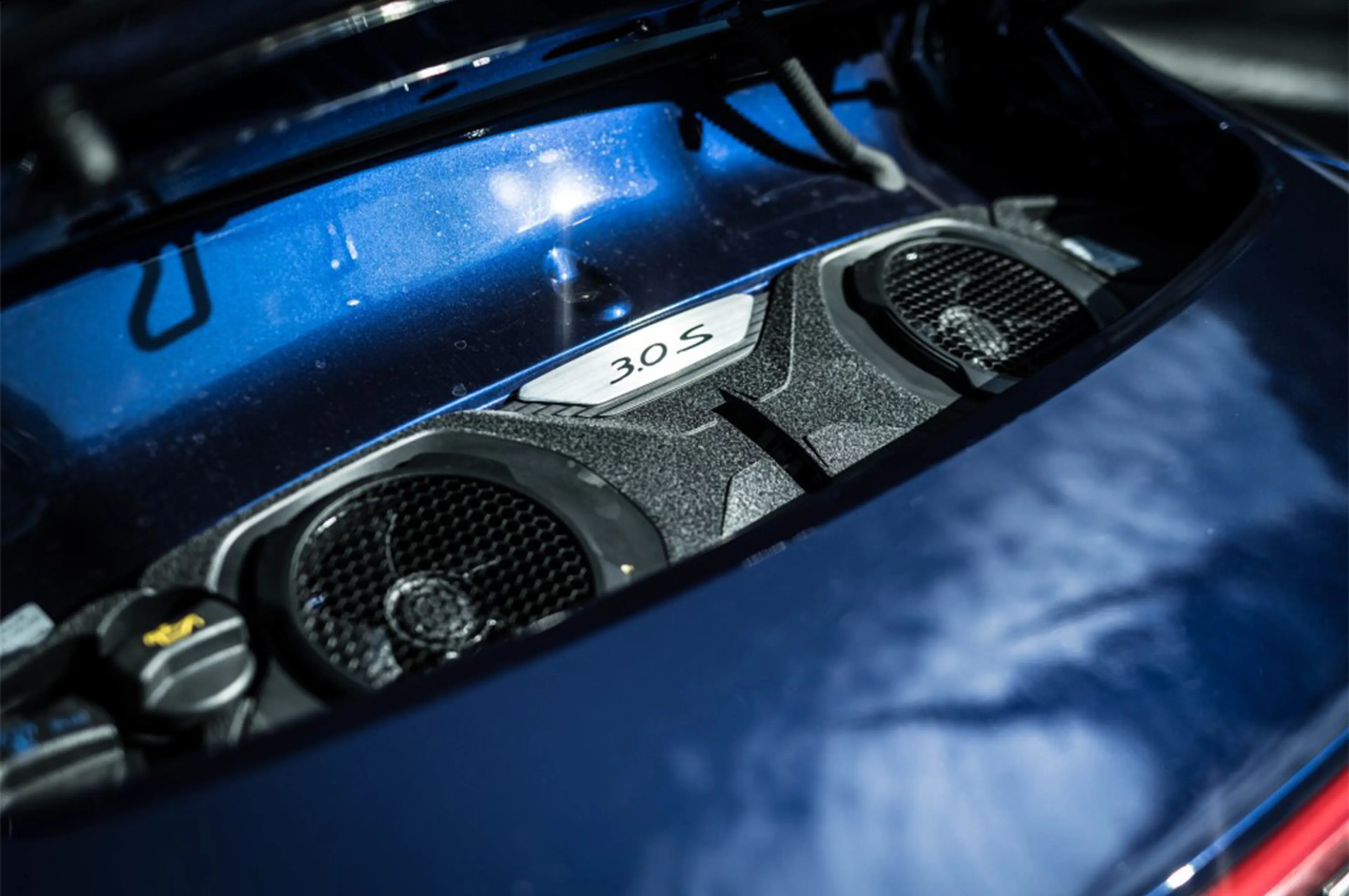 Porsche 911 thumbnail 4