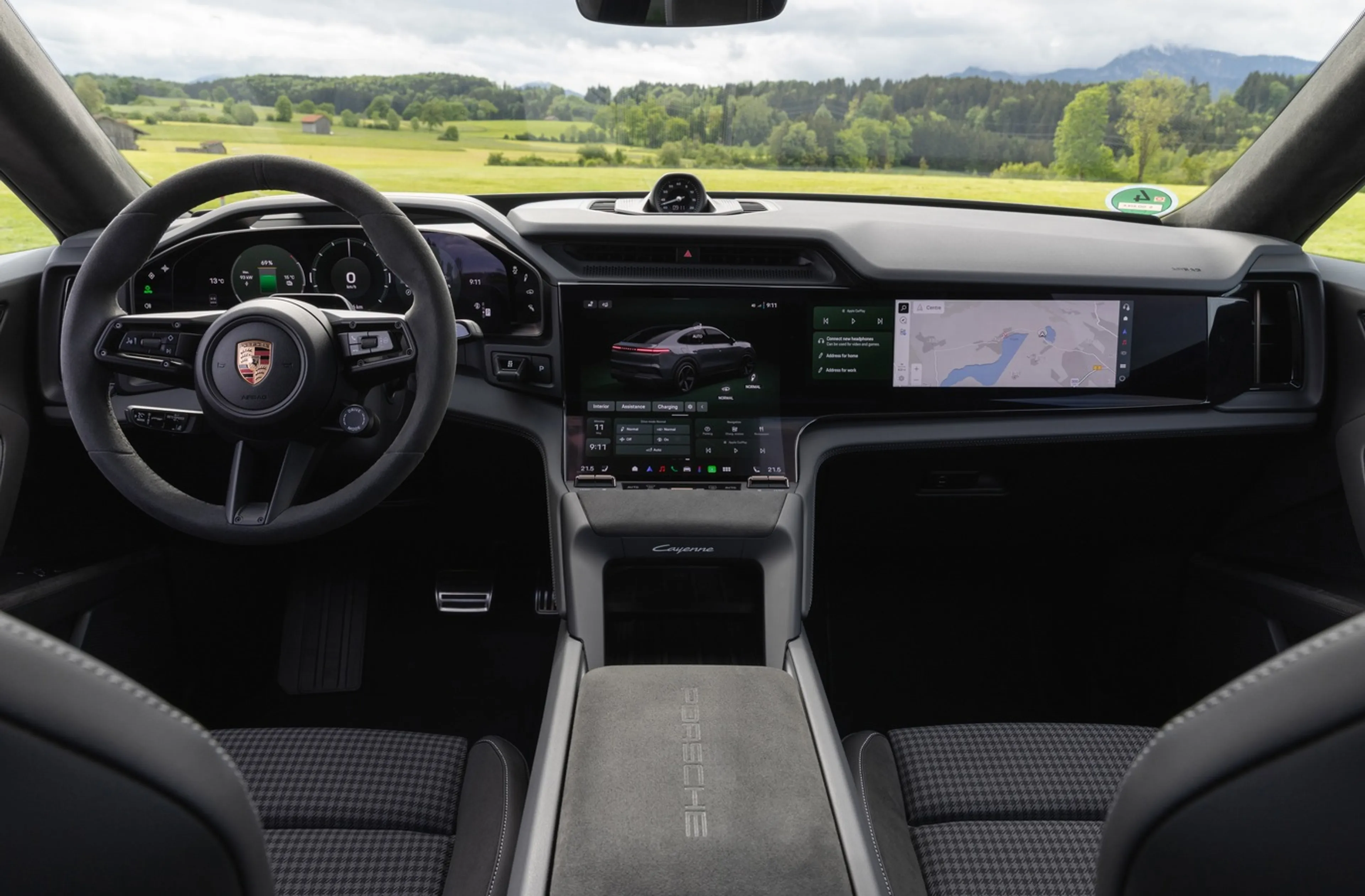 Porsche Cayenne Coupe Electric thumbnail 3