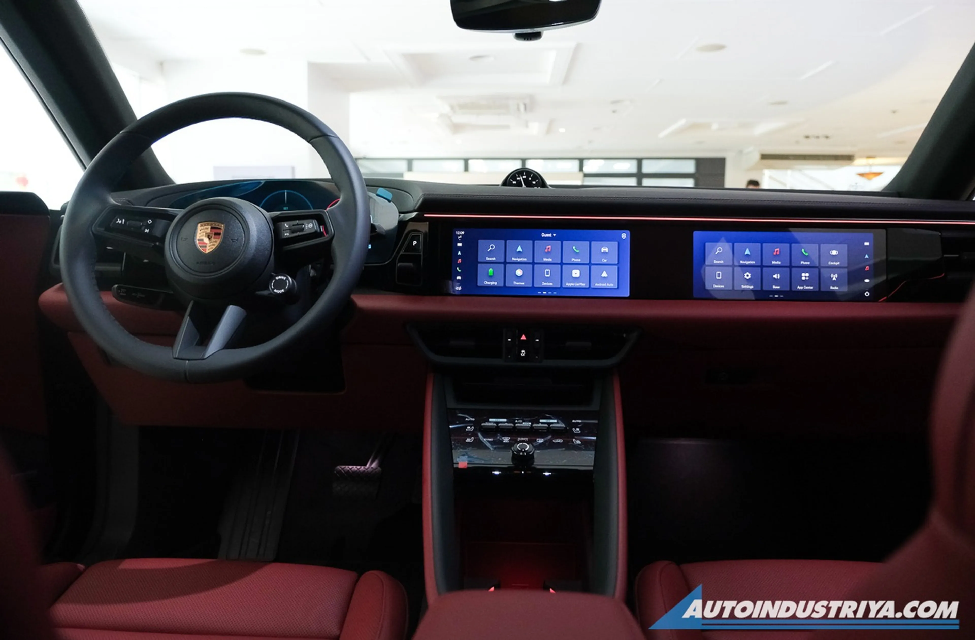 Porsche Macan Electric thumbnail 3