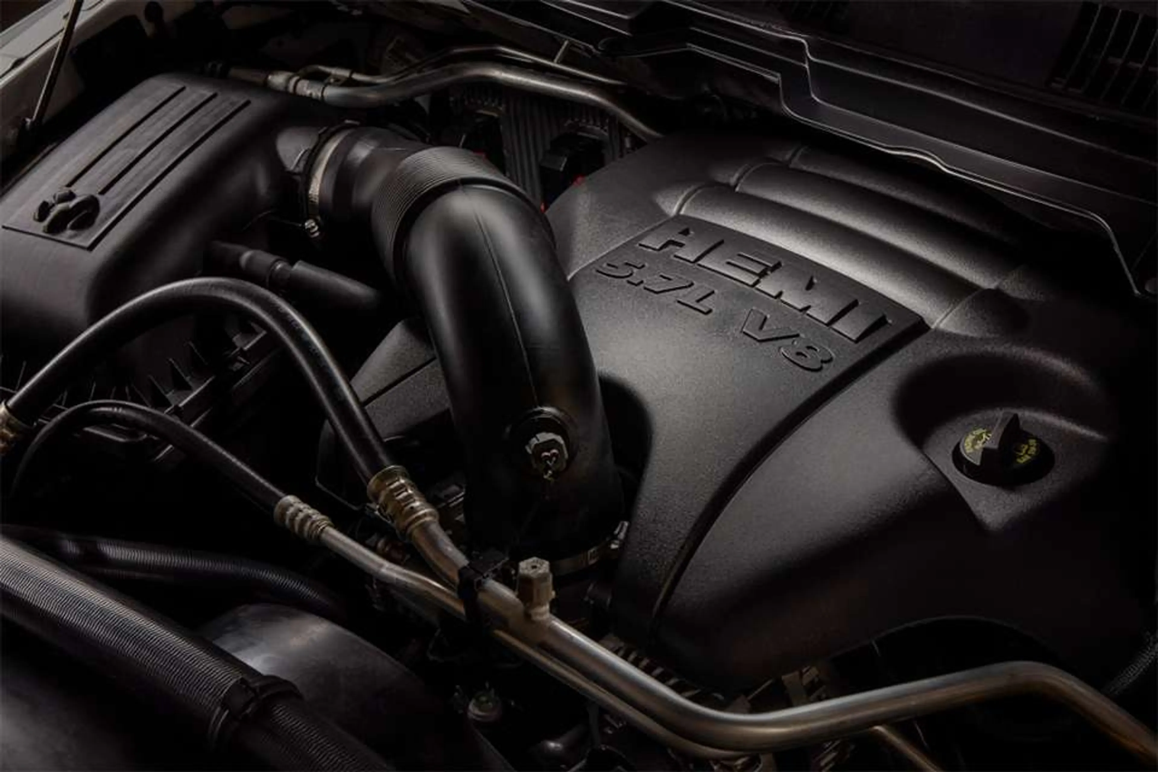 2018 Ram 1500 5.7 Laramie Crew Cab thumbnail 4