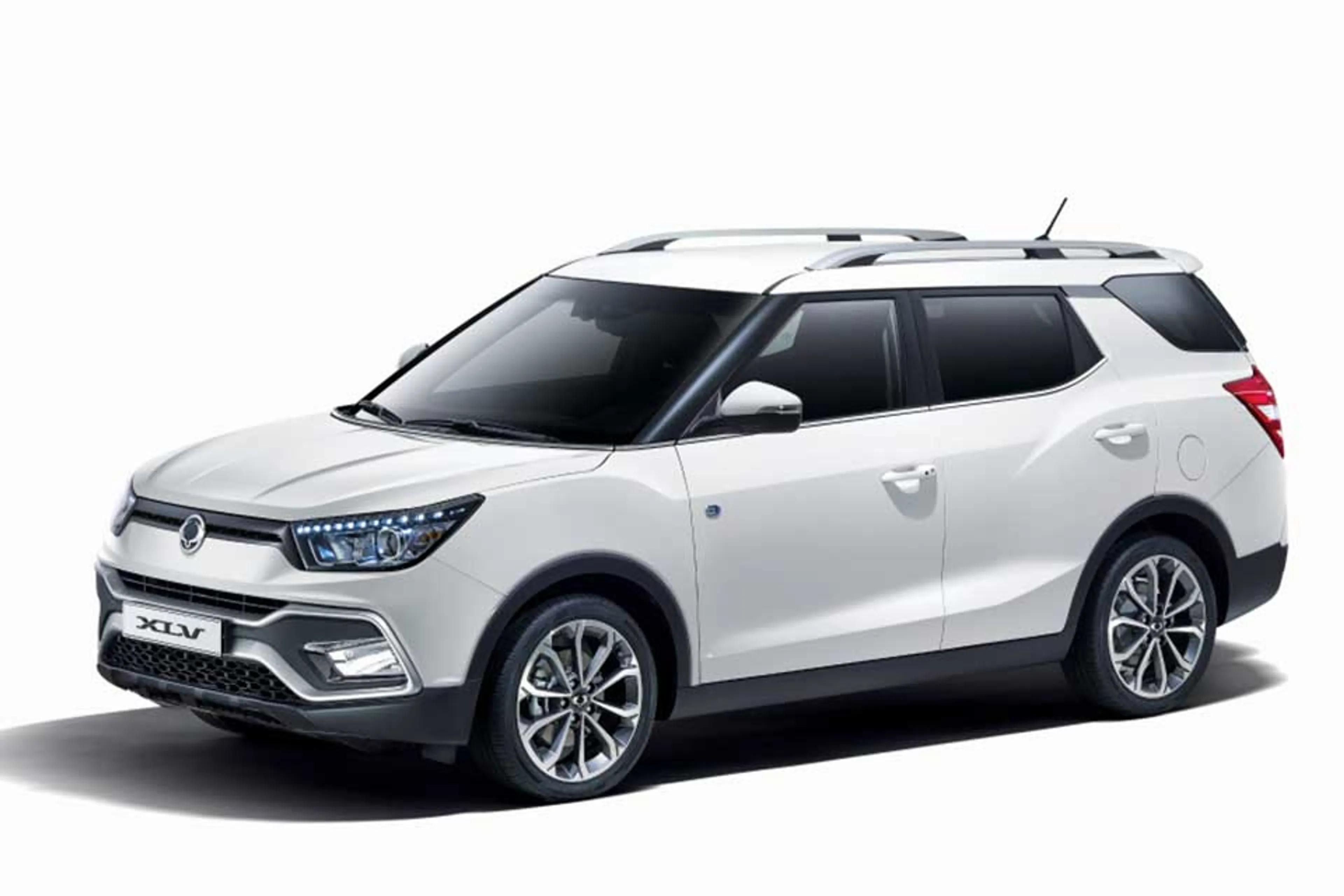 2016 SsangYong Tivoli XLV 1.6 4x2 EXD — photo 1