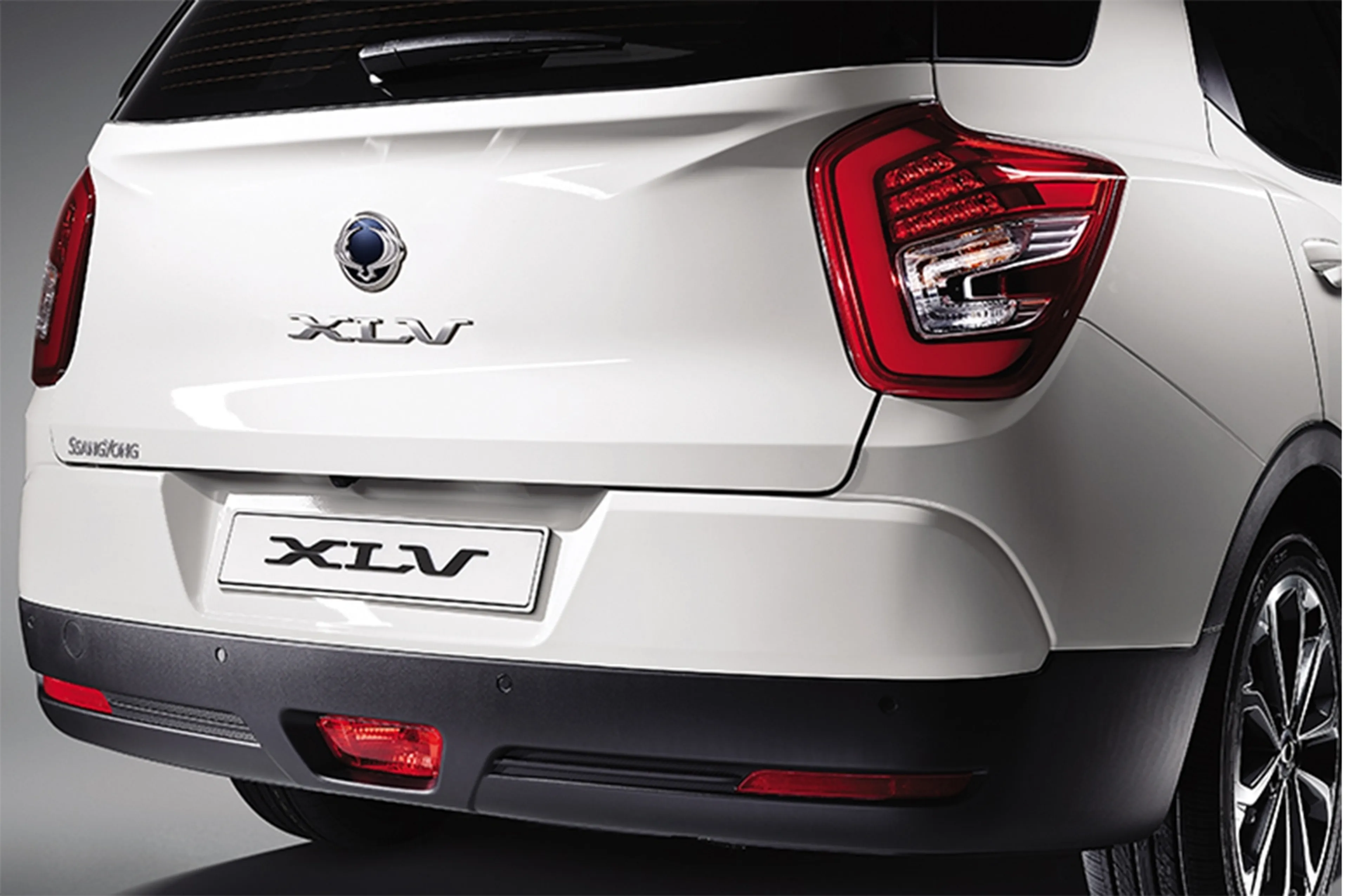 SsangYong Tivoli XLV thumbnail 2
