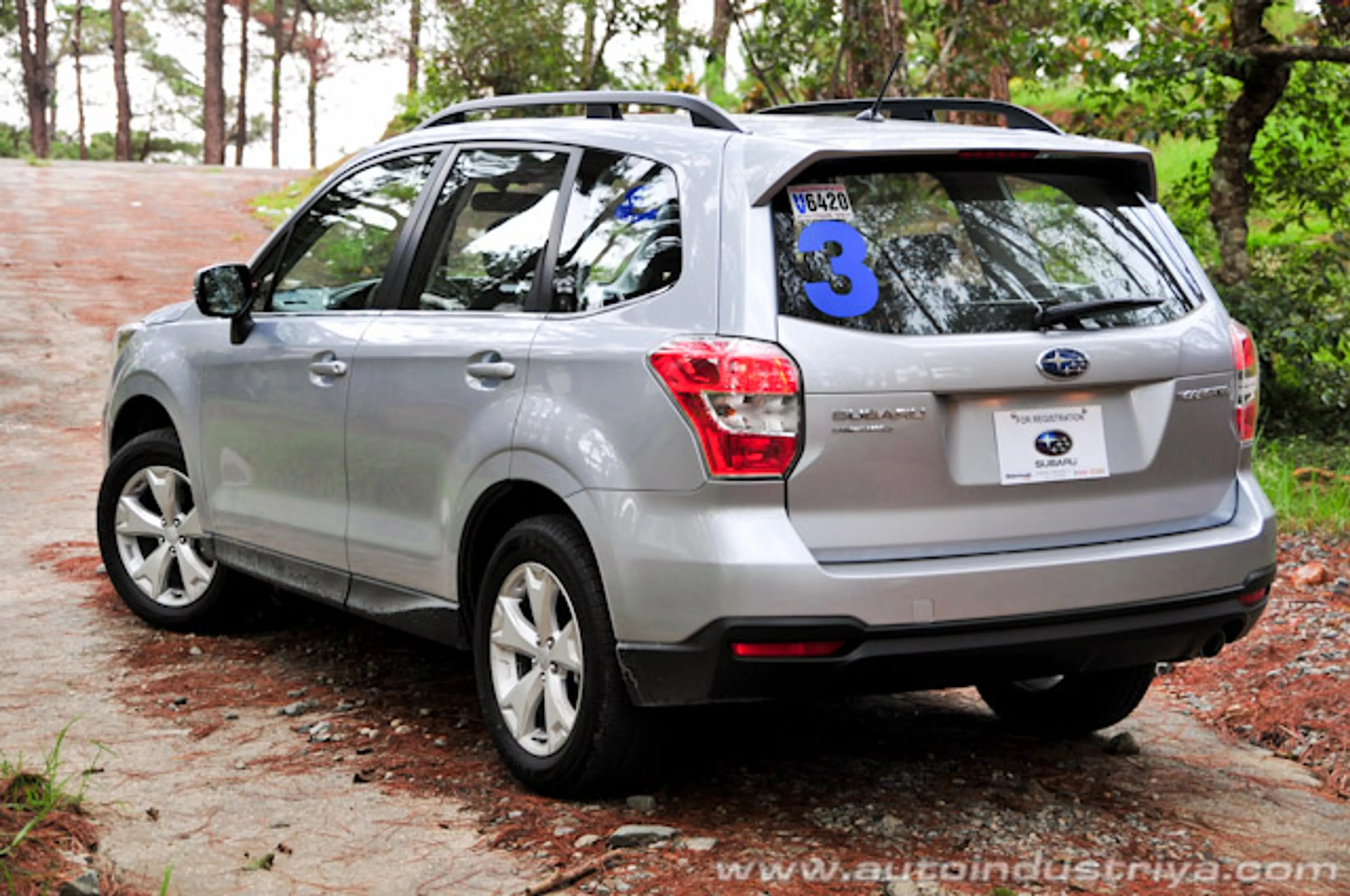 2015 Subaru Forester 2.0i-L CVT thumbnail 2