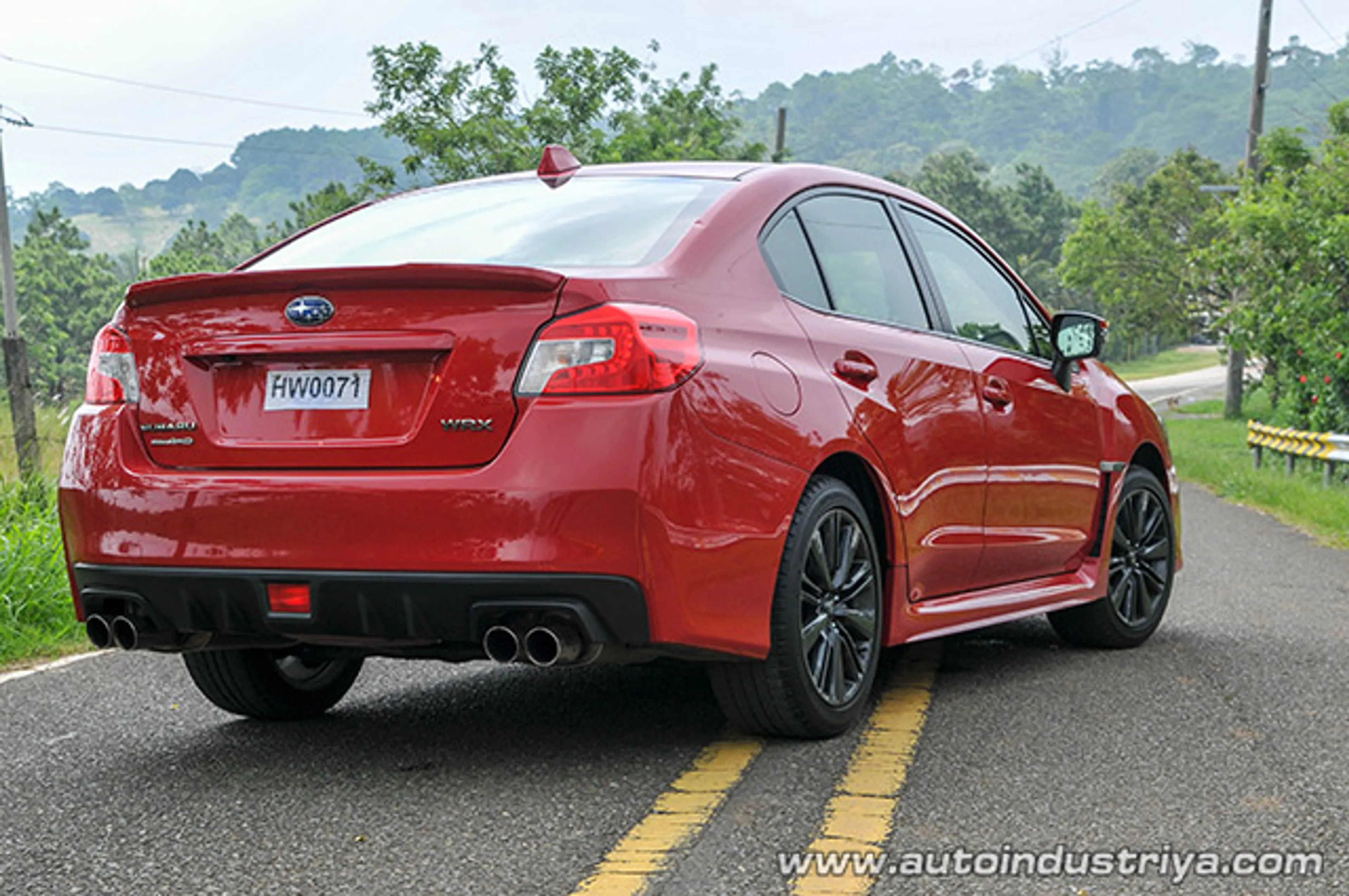 2015 Subaru WRX CVT thumbnail 2