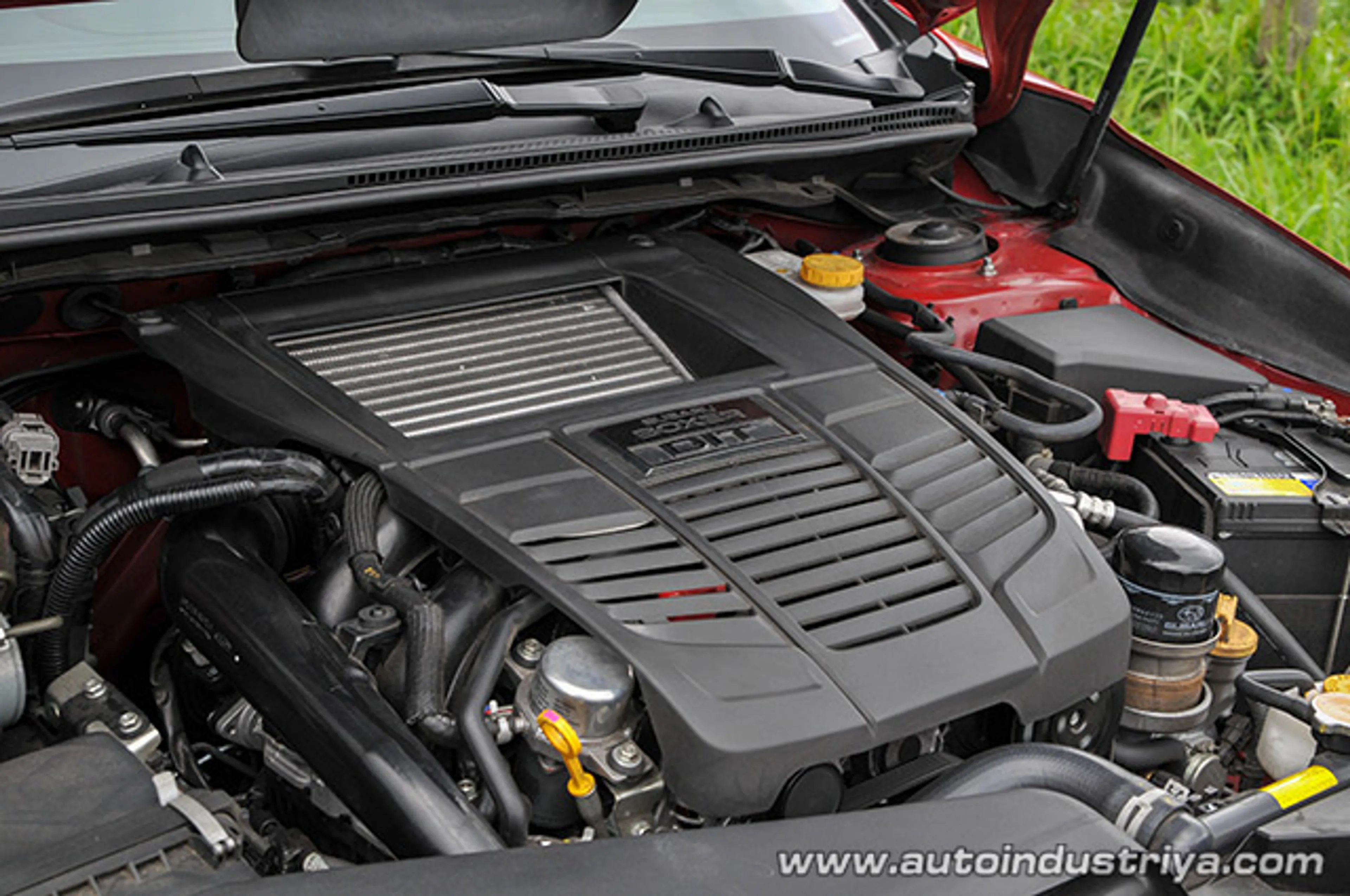 2015 Subaru WRX CVT thumbnail 4