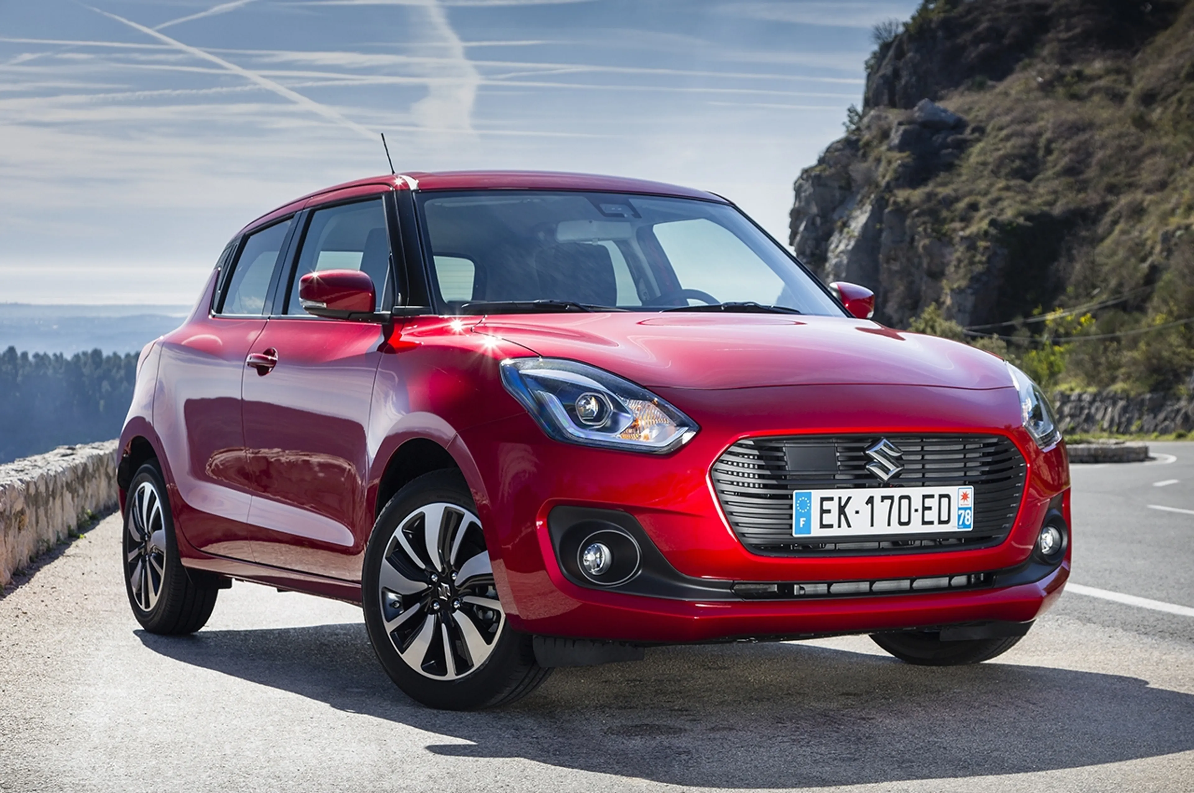 2018 Suzuki Swift GL CVT — photo 1