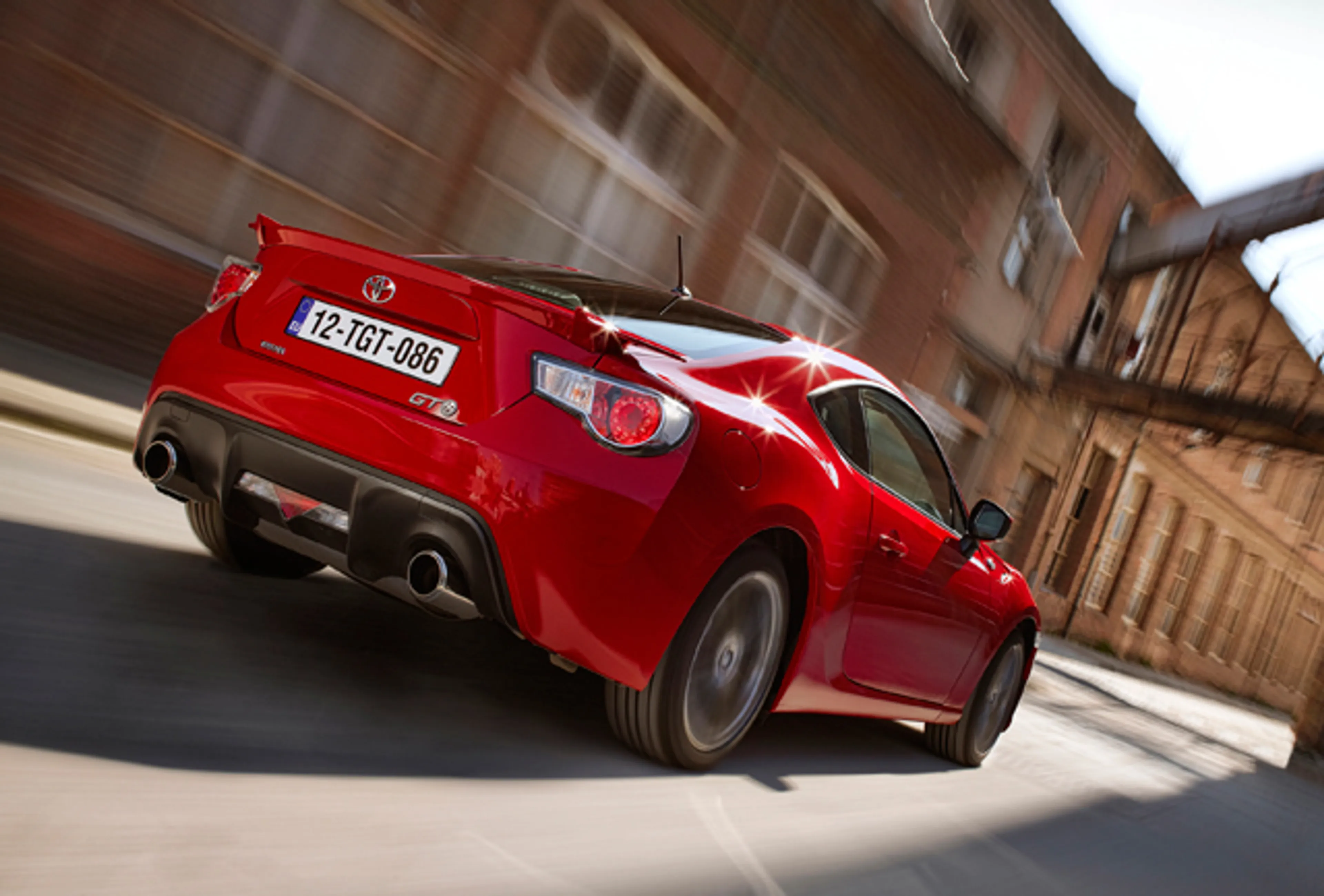 2015 Toyota 86 2.0 AT thumbnail 2