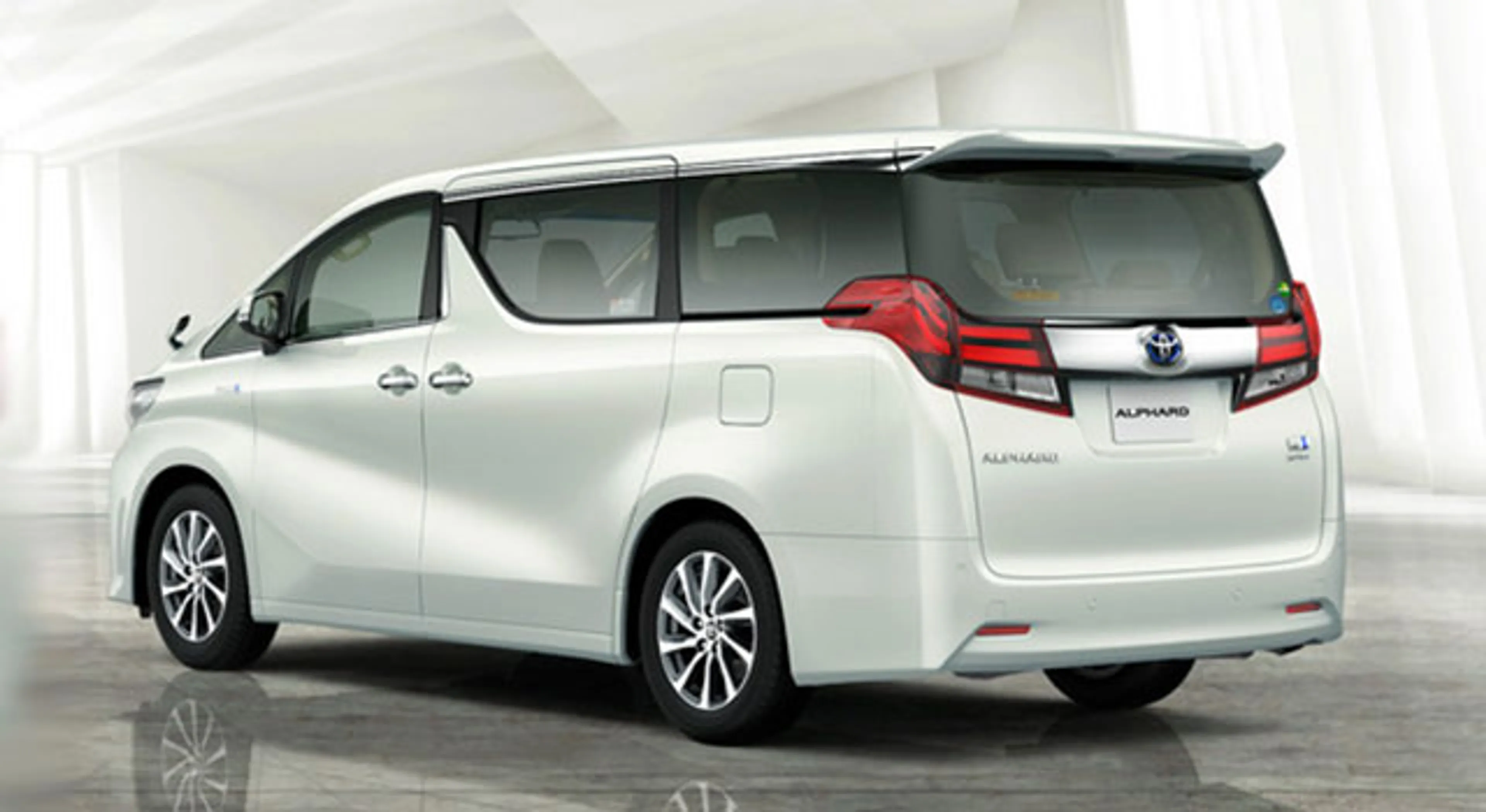 2015 Toyota Alphard 3.5 L V6 AT thumbnail 2