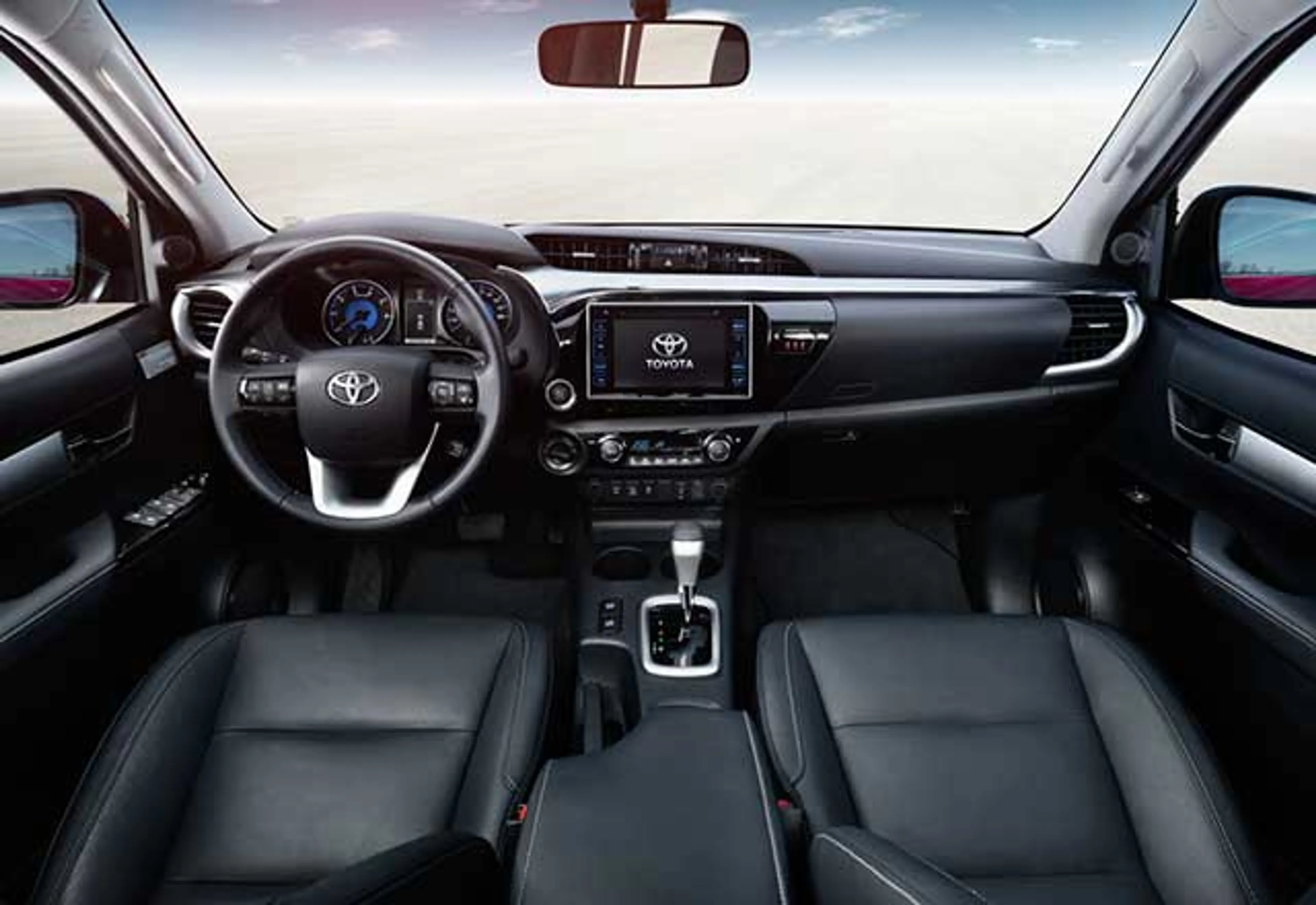 2015 Toyota Hilux 2.4 E 4x2 MT thumbnail 3